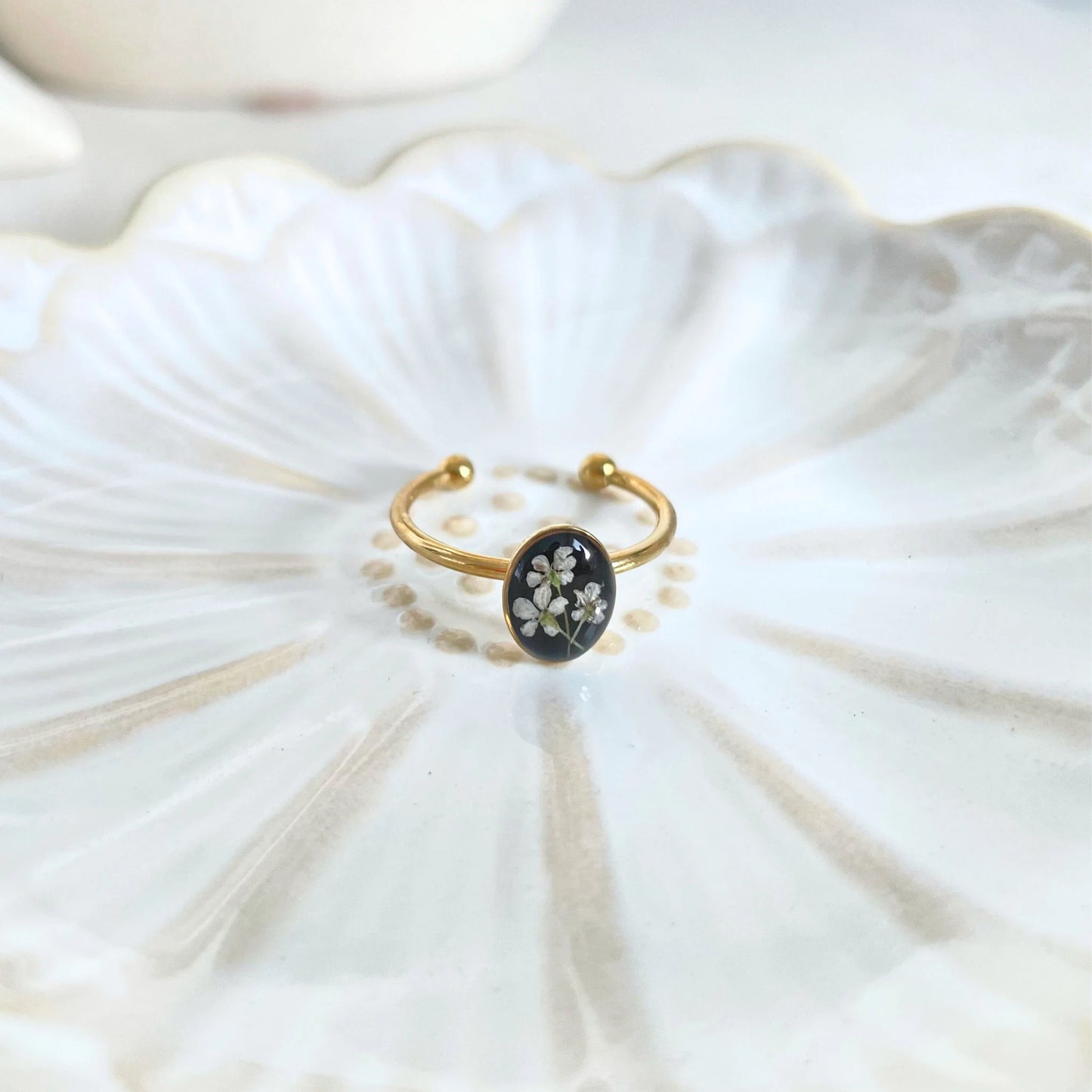 Oval Black Blossom Ring