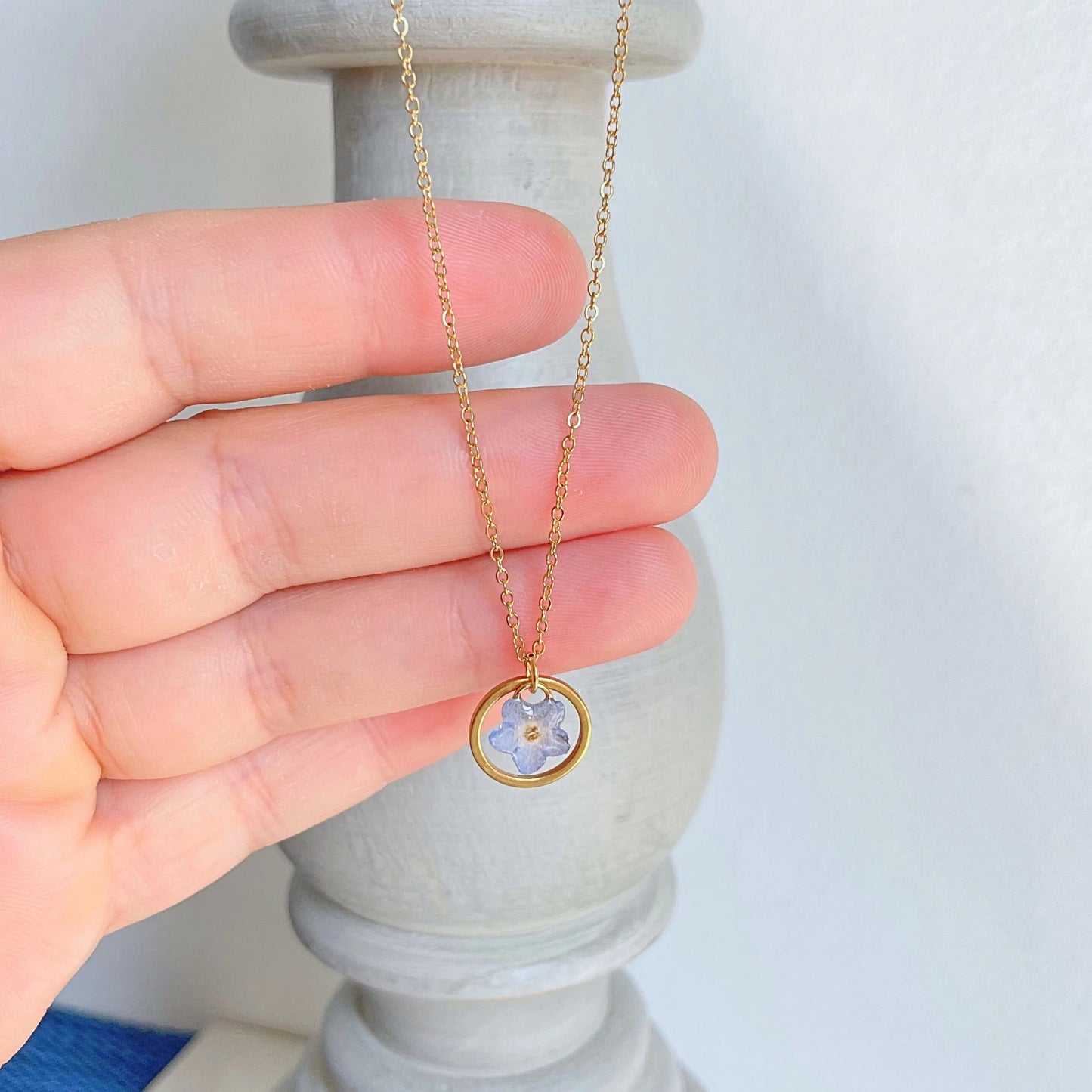 Forget Me Not Flower Circle Necklace