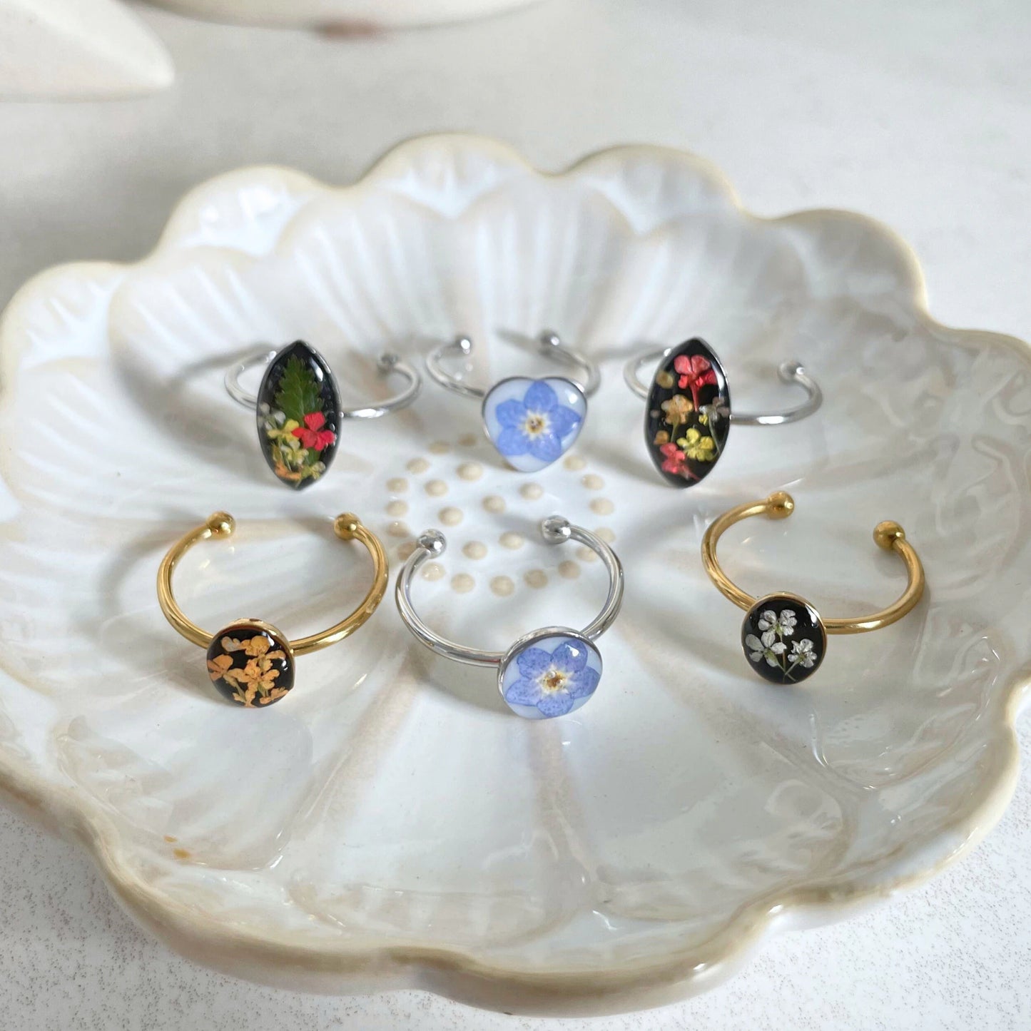 Real Leaf Oval Blossom Ring