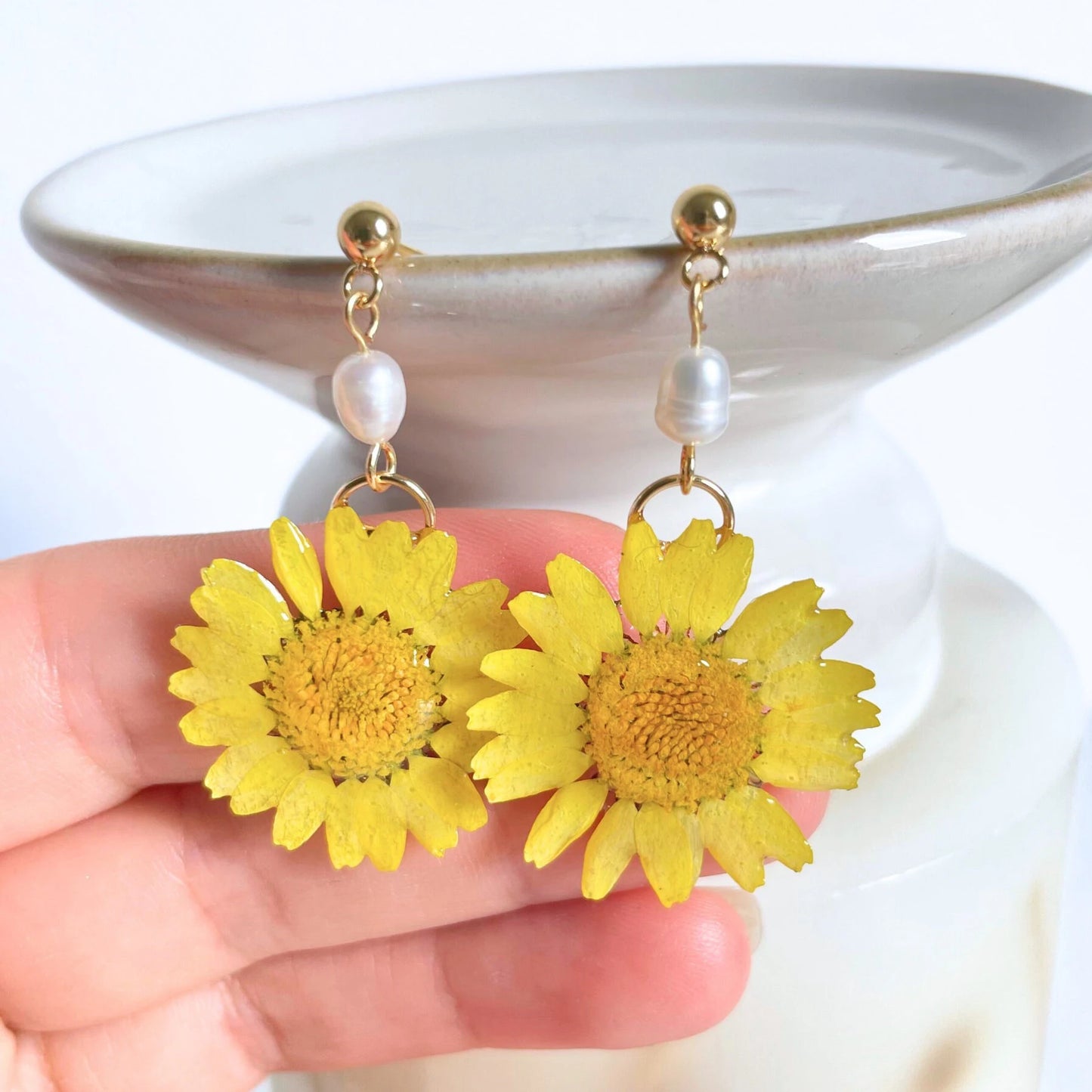 Daisy Flower Pearl Drop Earrings
