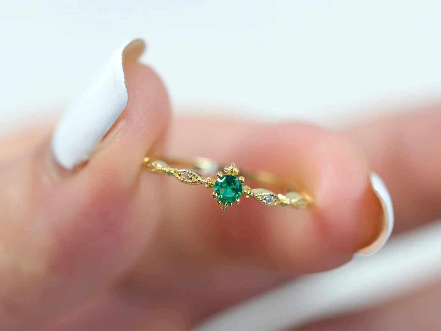 Minimalist Emerald Ring