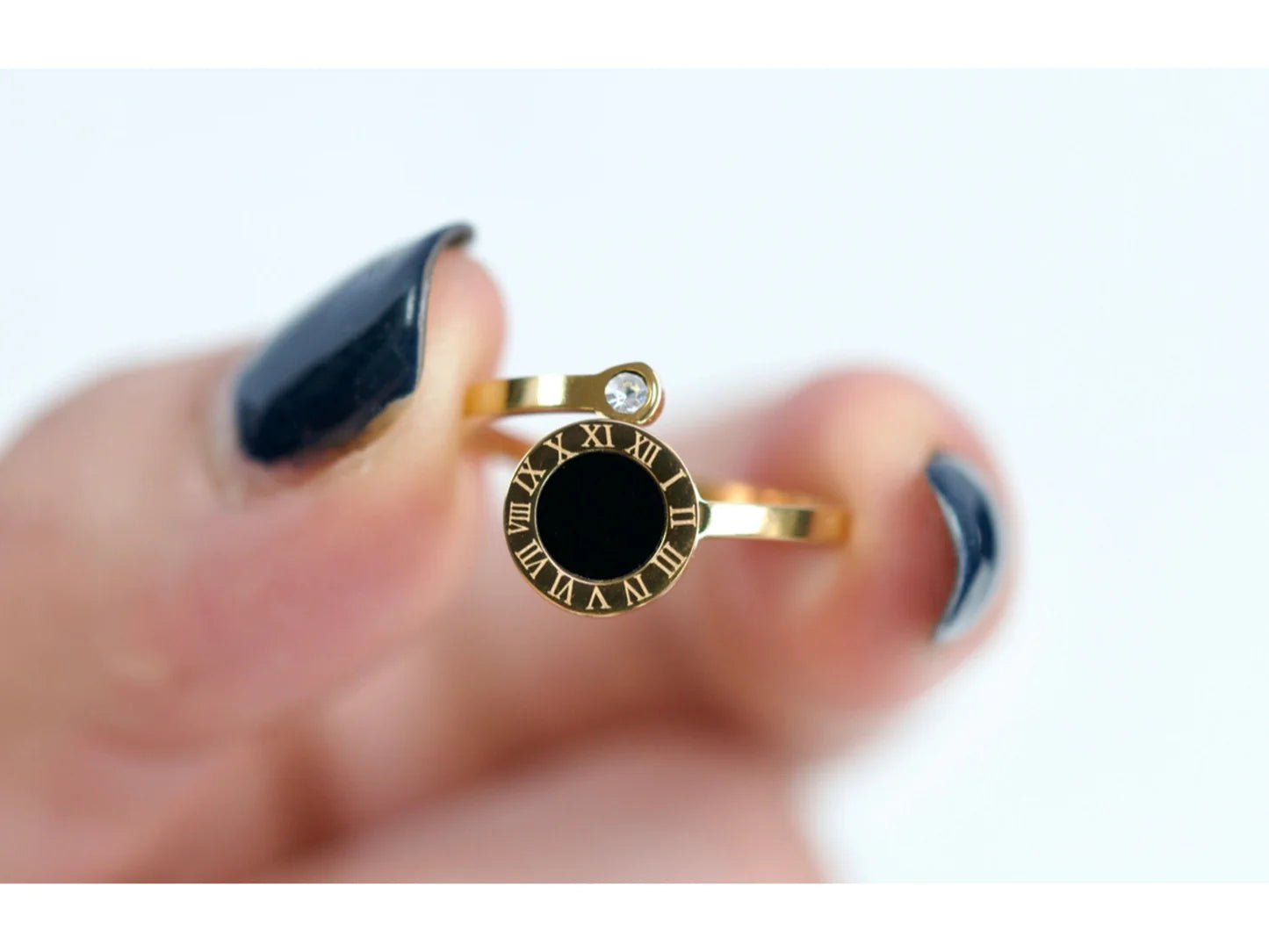 Black Shell Open Ring