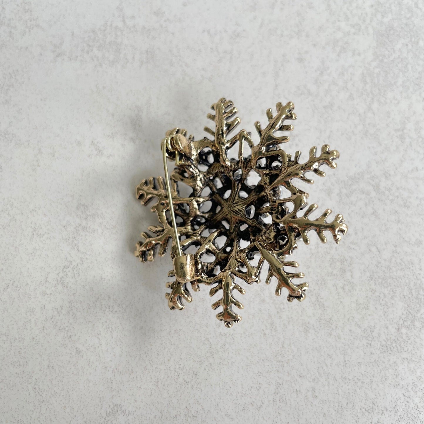 Vintage Style Snowflake Pearl Brooch