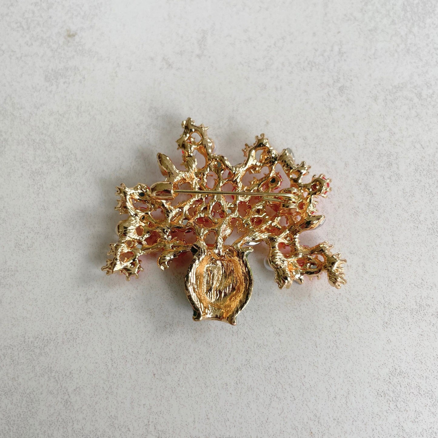 Colourful rhinestone flower vase gold pin brooch
