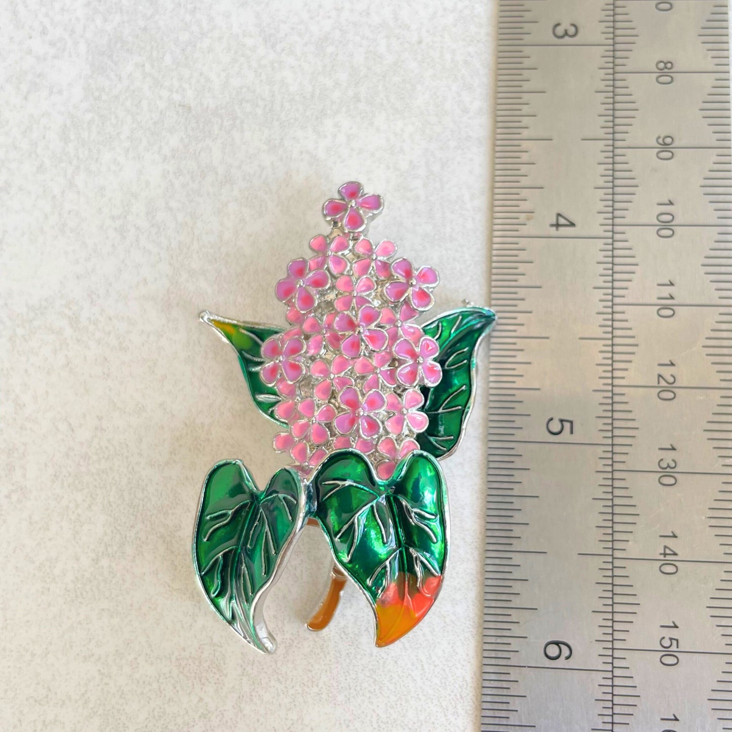 Delicate Lilac flower gold pin brooch