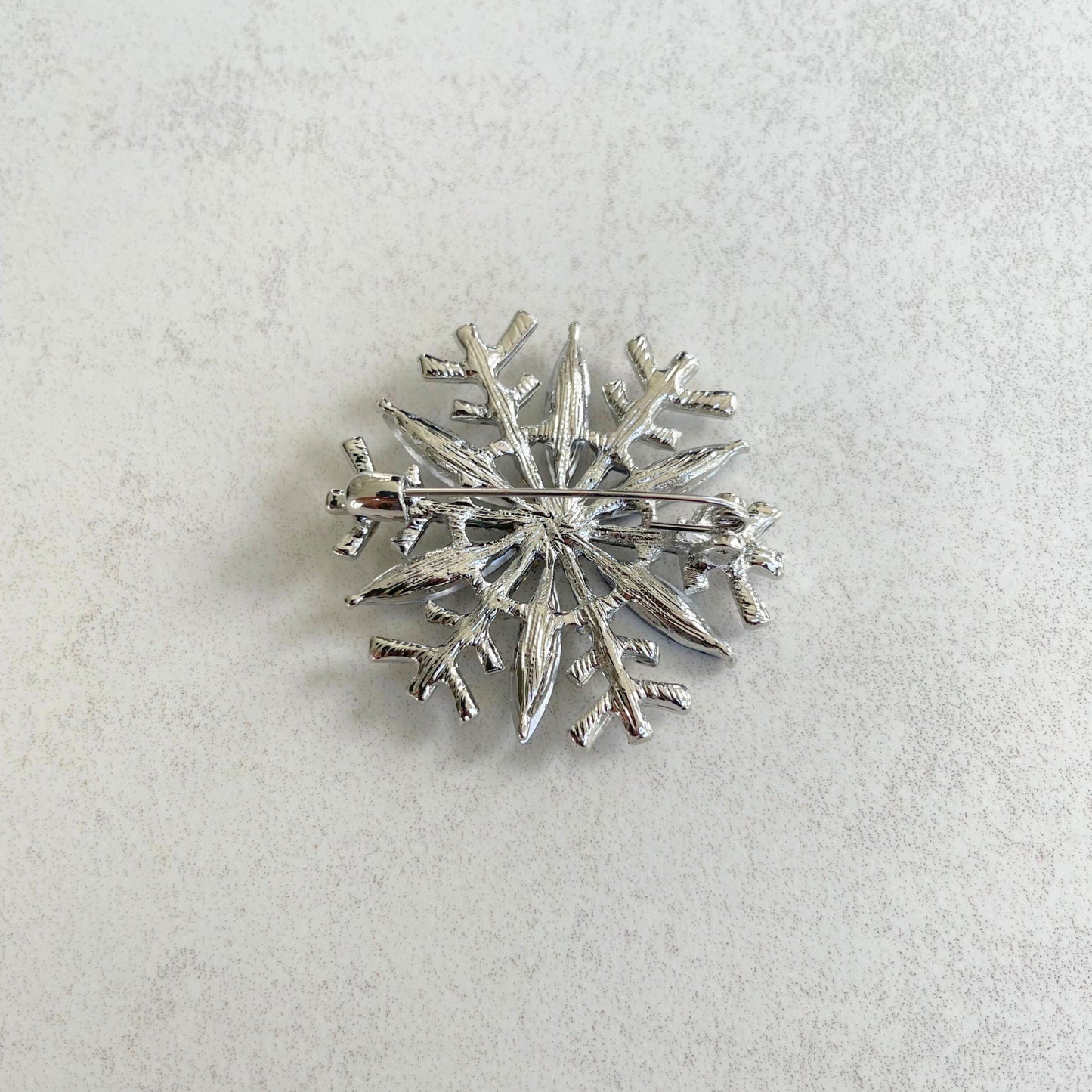 Blue sapphire crystal snowflake silver pin brooch