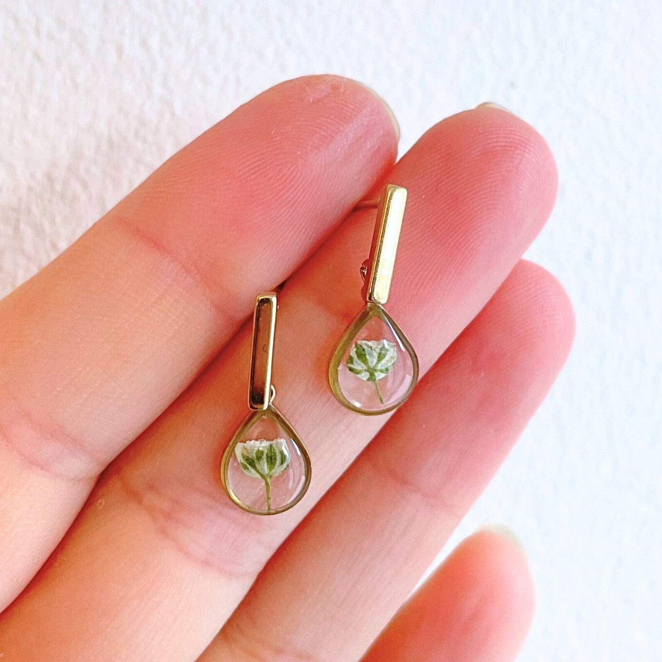 Baby's Breath Teardrop Charm Earrings