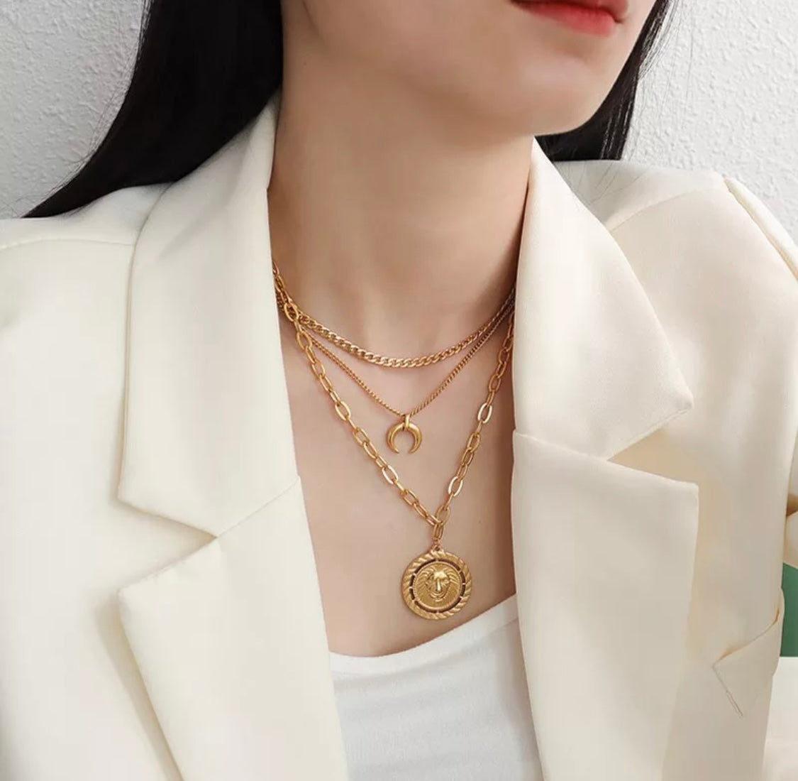 Vintage Multilayer Lion & Moon Pendant Necklace