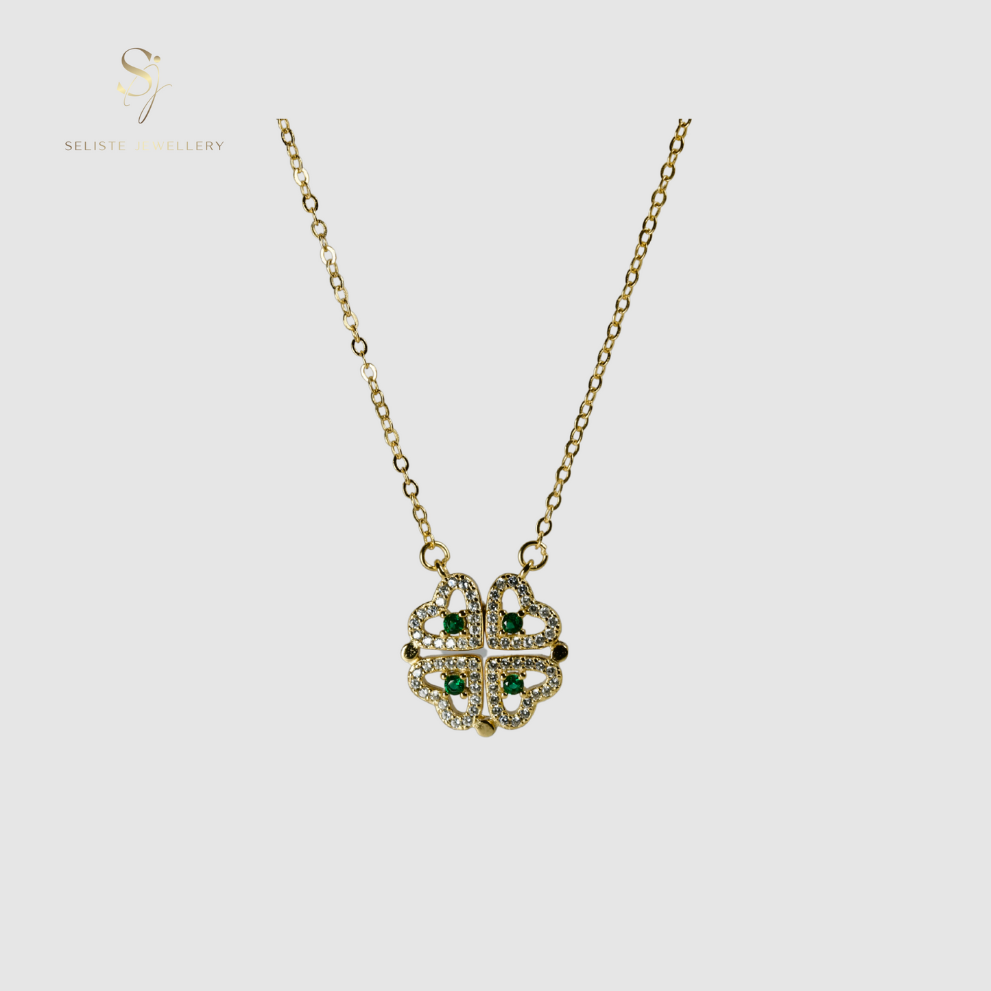 Clover Magnetic Pendant Necklace