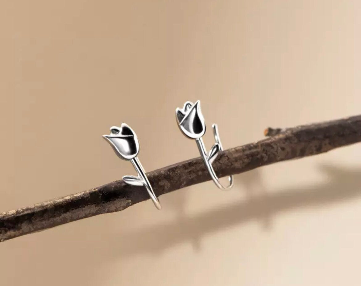 Unique Tulip Flower Stud Earrings,Small Flower Women Earrings,Dainty Jewellery,Silver Stub Earrings,Minimalist Earrings,Wedding earrings