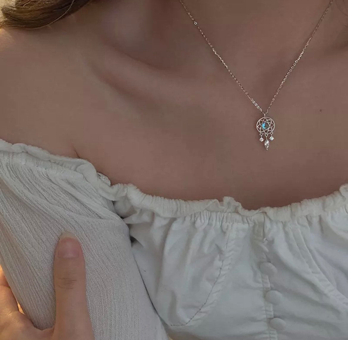 Minimalist Silver Dream Catcher Moonstone Pendent Necklace For Women,Personality,Crystal Blue Stone,Geometric Necklace,Luxury Jewellery