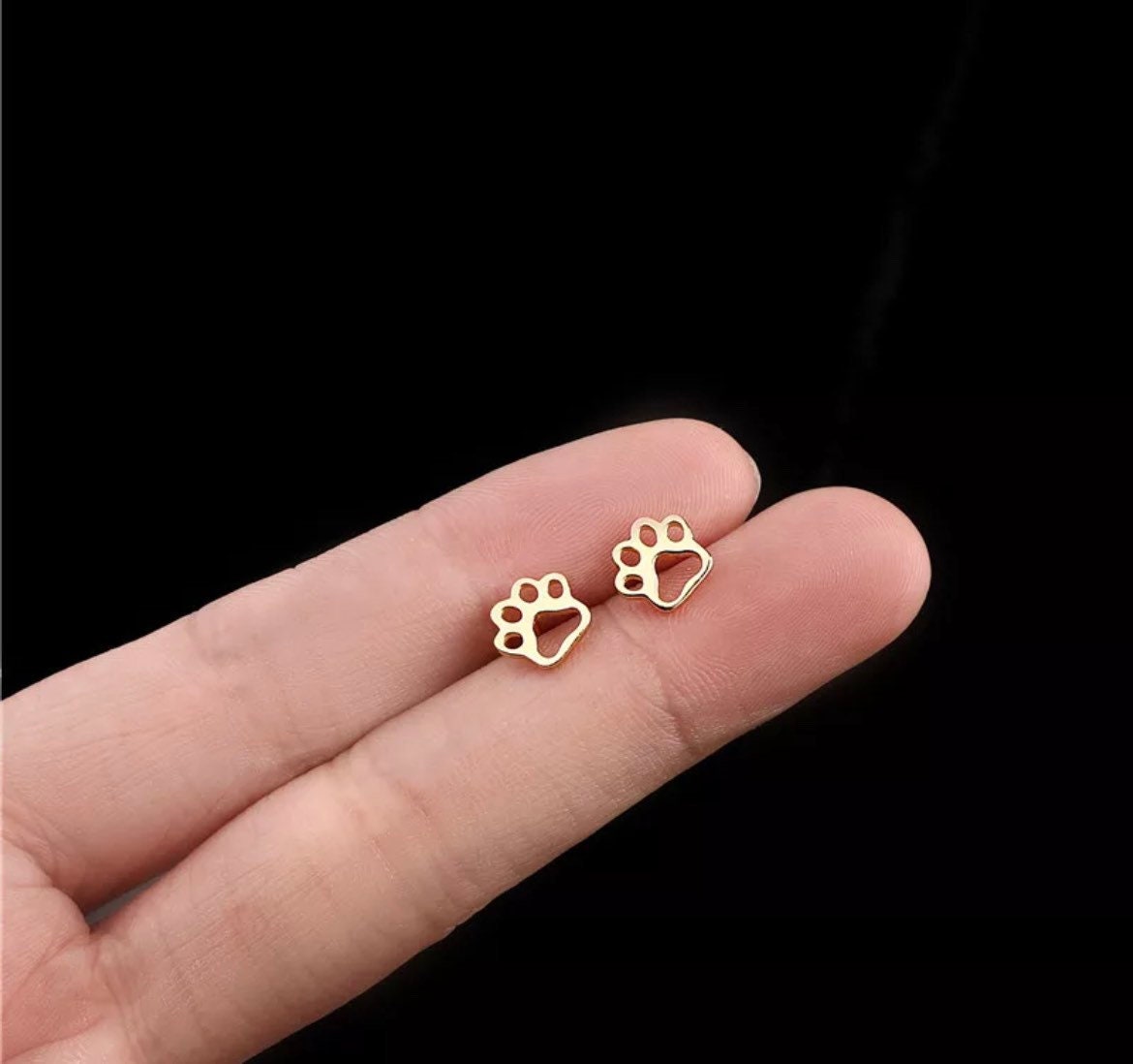 18k Gold Paw Stud Earrings - Sterling Silver Paw Earrings - Minimalist Paw Earrings - Cute Animal Paw Earrings - Gold Earrings -Gift For Her