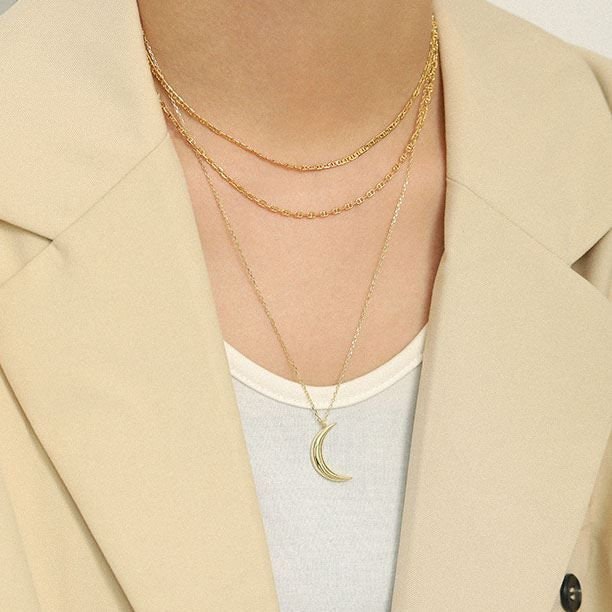 Crescent Moon Pendant-Crescent Moon Necklace-Moon Gold necklace-Dainty Celestial Jewellery-Silver Moon Necklace-Dainty Moon Necklace