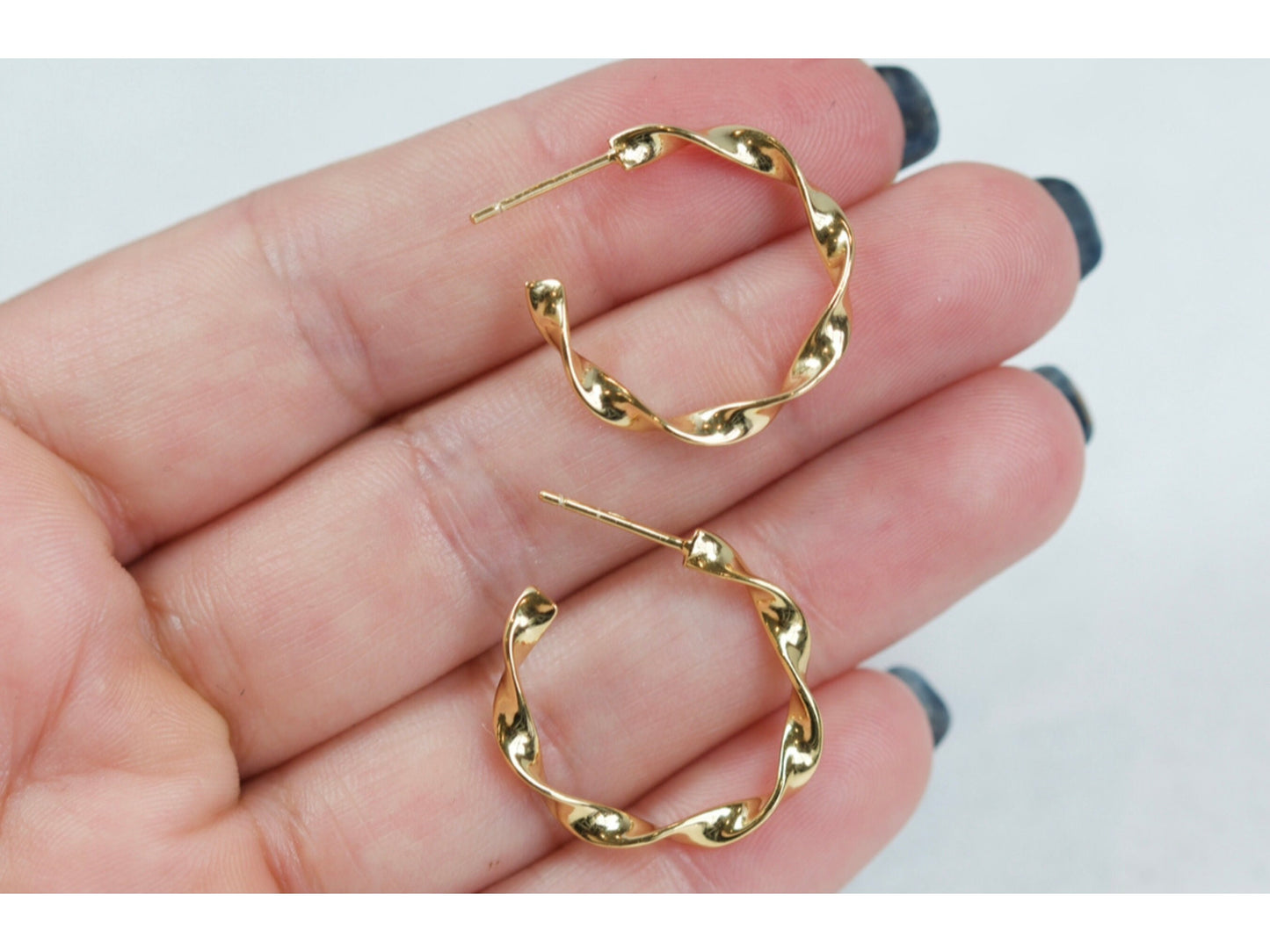 Twisted Gold Hoop Earrings