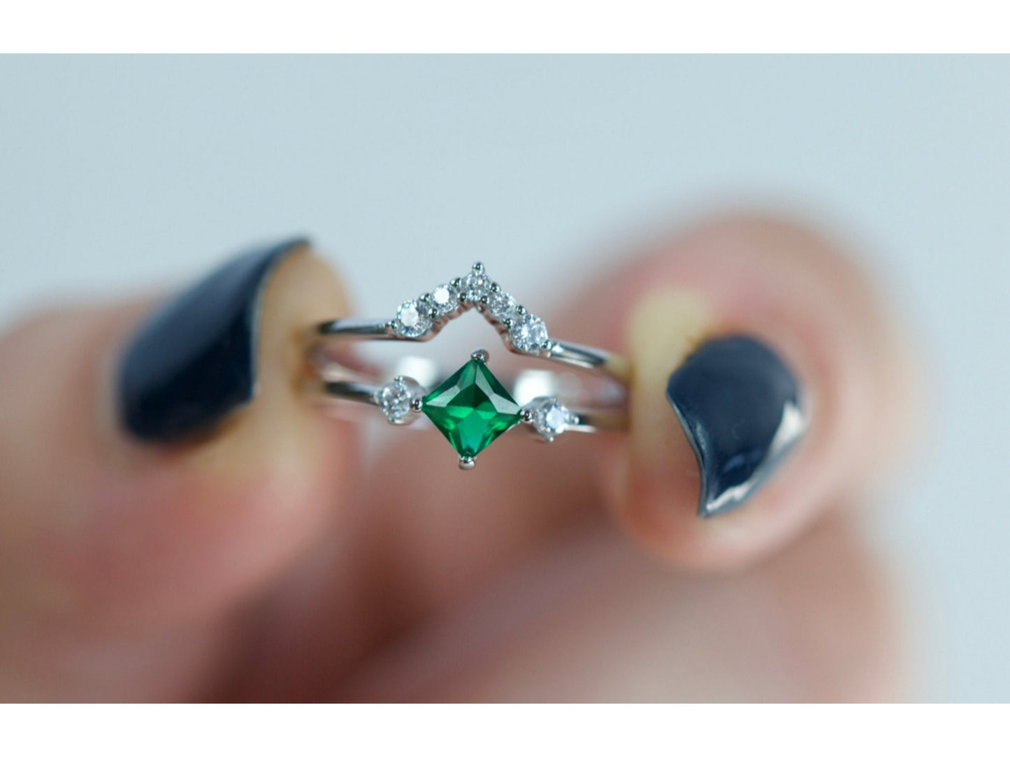 Emerald V Shape Ring Set