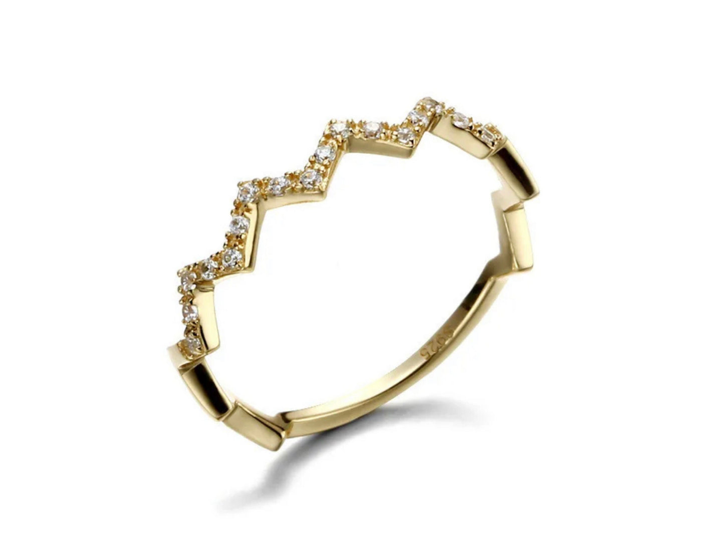 Thin Wave Gold Ring