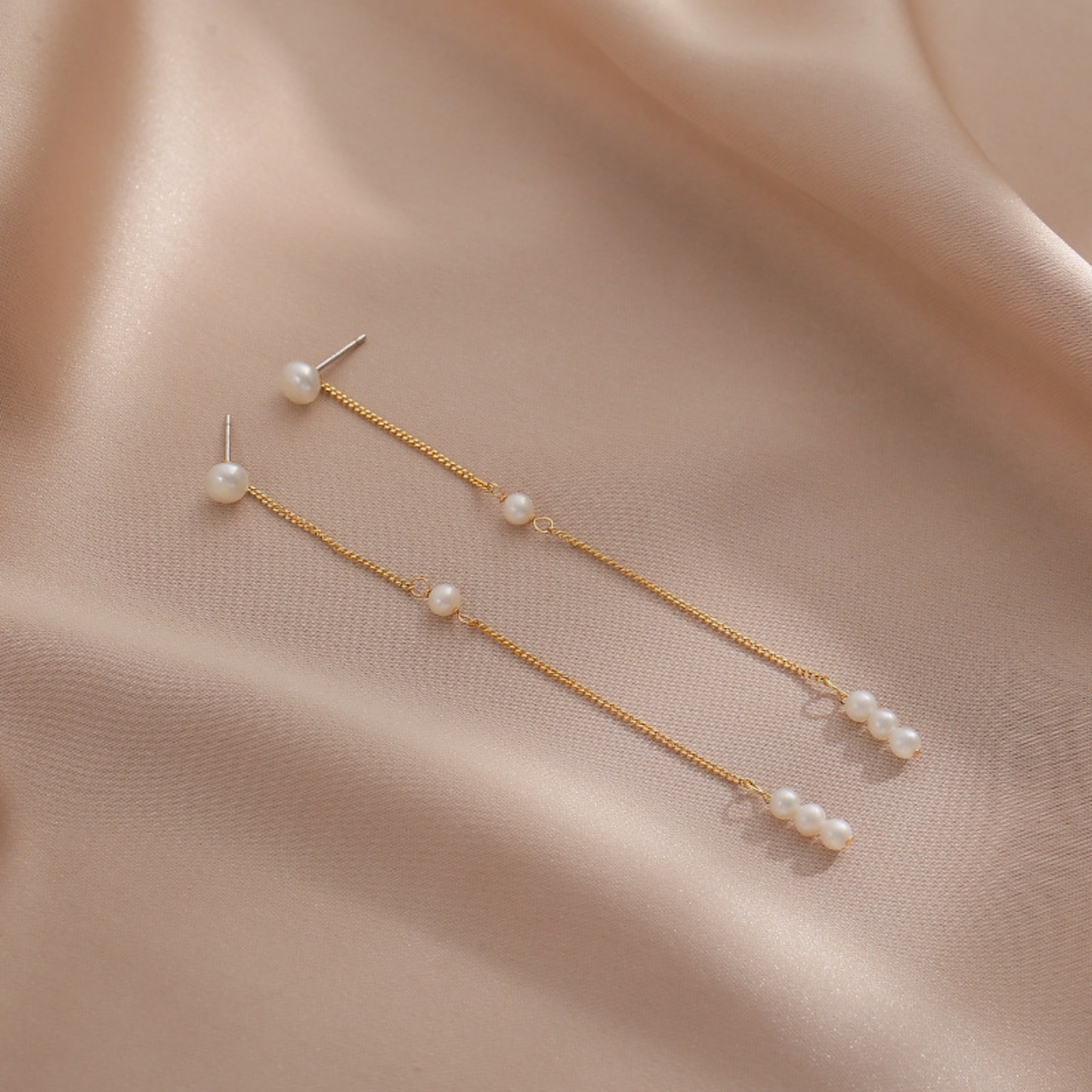 Long Chain Pearls Drop Earrings