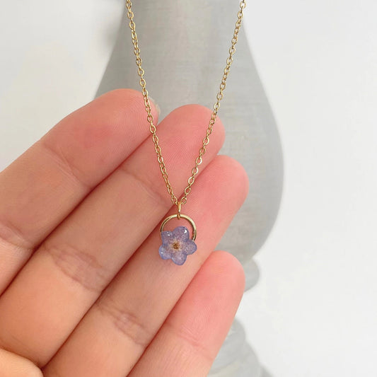 Forget Me Not Flower Circle Charm Necklace