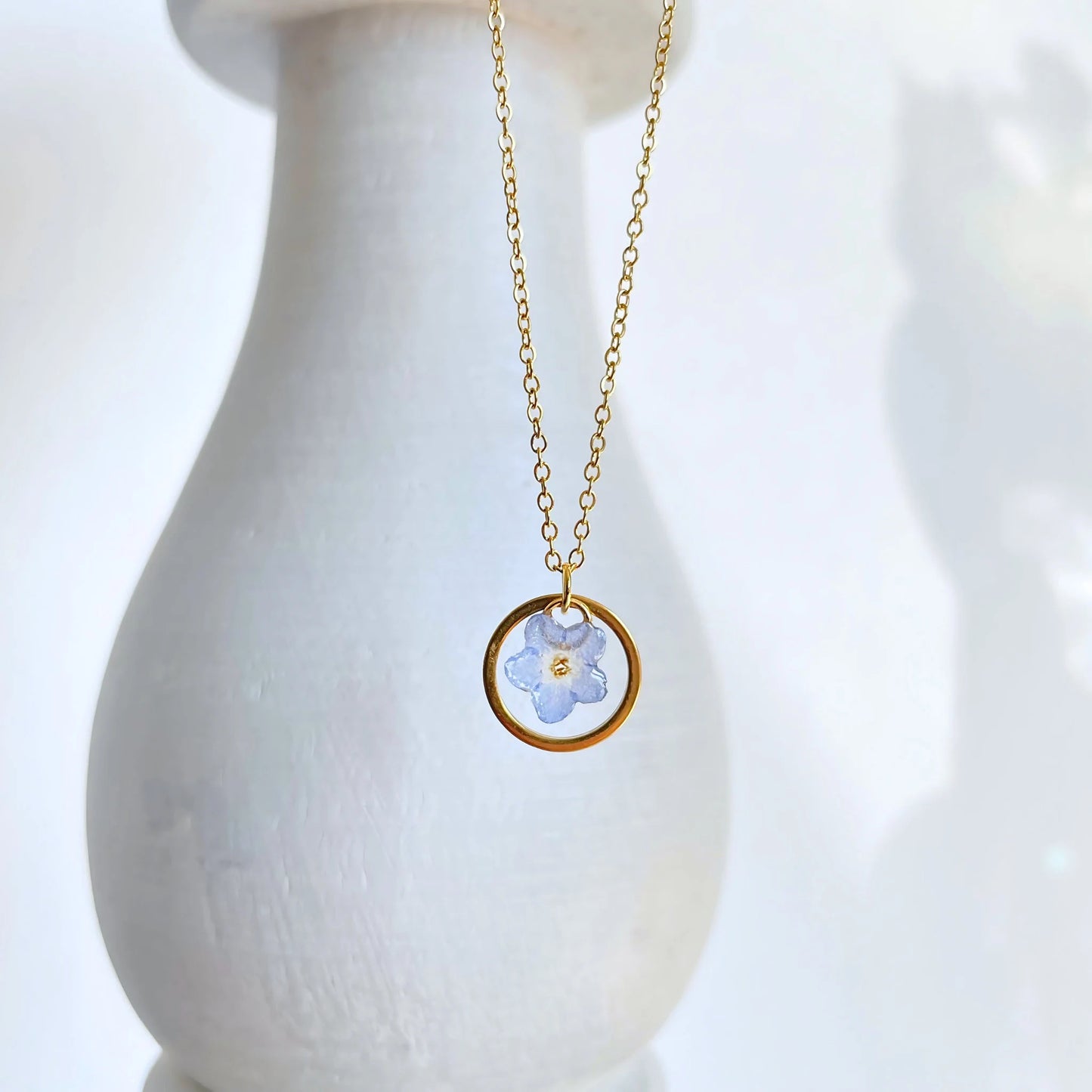 Forget Me Not Flower Circle Necklace