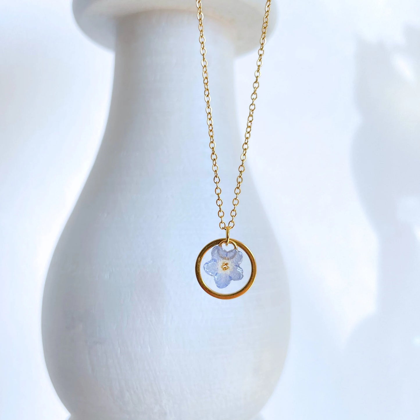 Forget Me Not Flower Circle Necklace