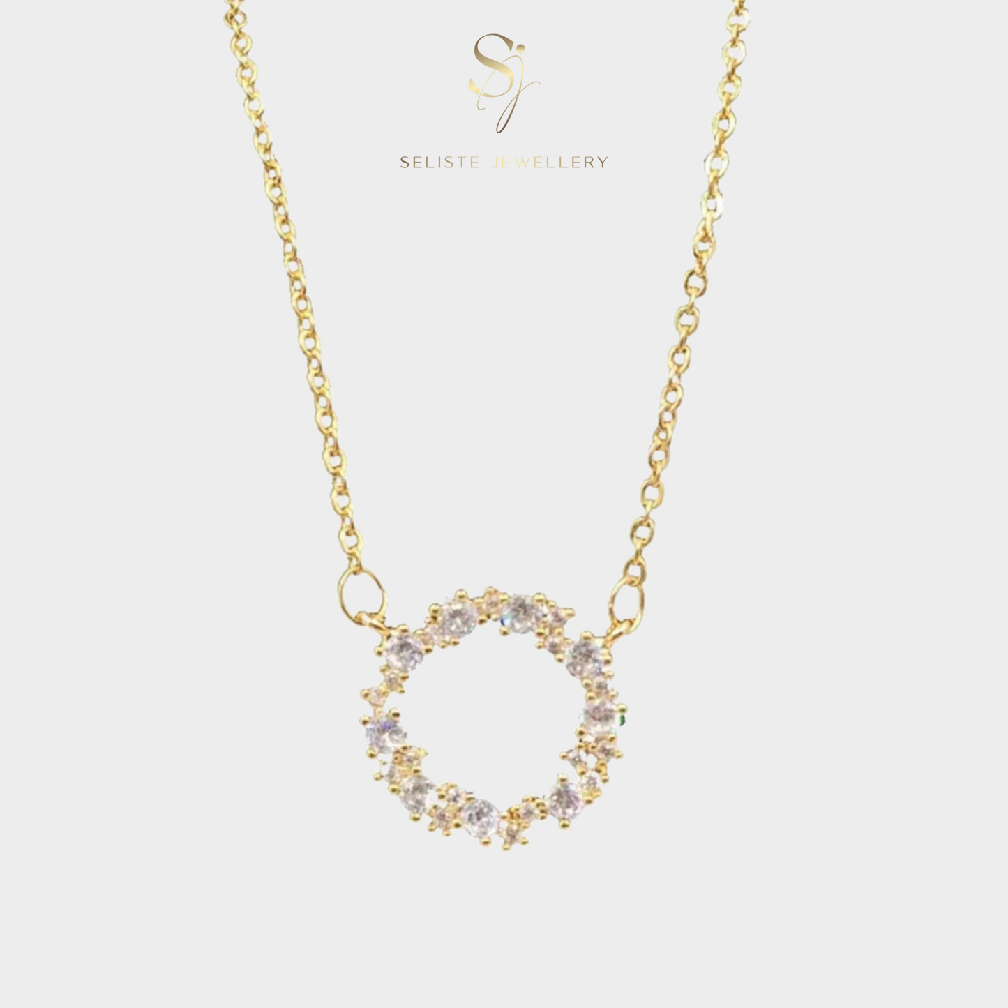 Minimalist Diamonds Circle Pendent Necklace