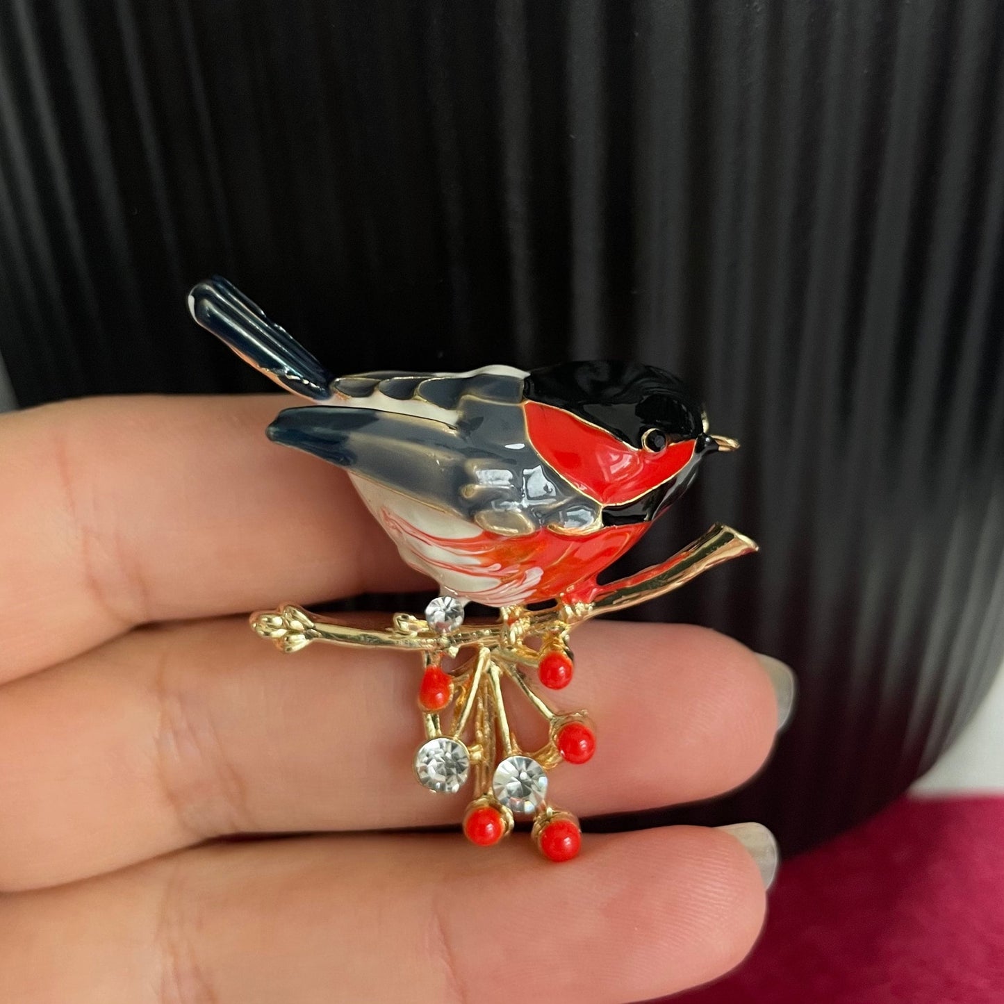 Robin Redbreast Pin Brooch