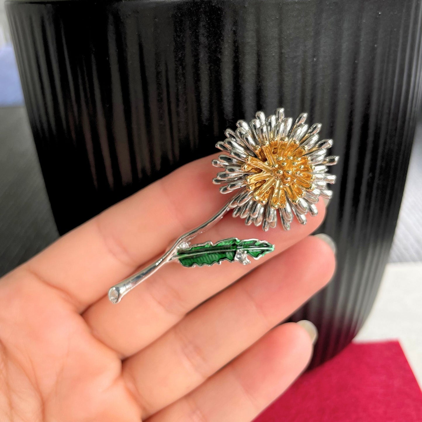 Dandelion flower silver pin brooch