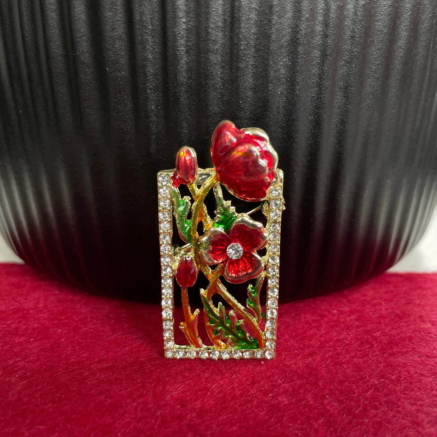 Red poppy flower picture frame gold pin brooch pendent