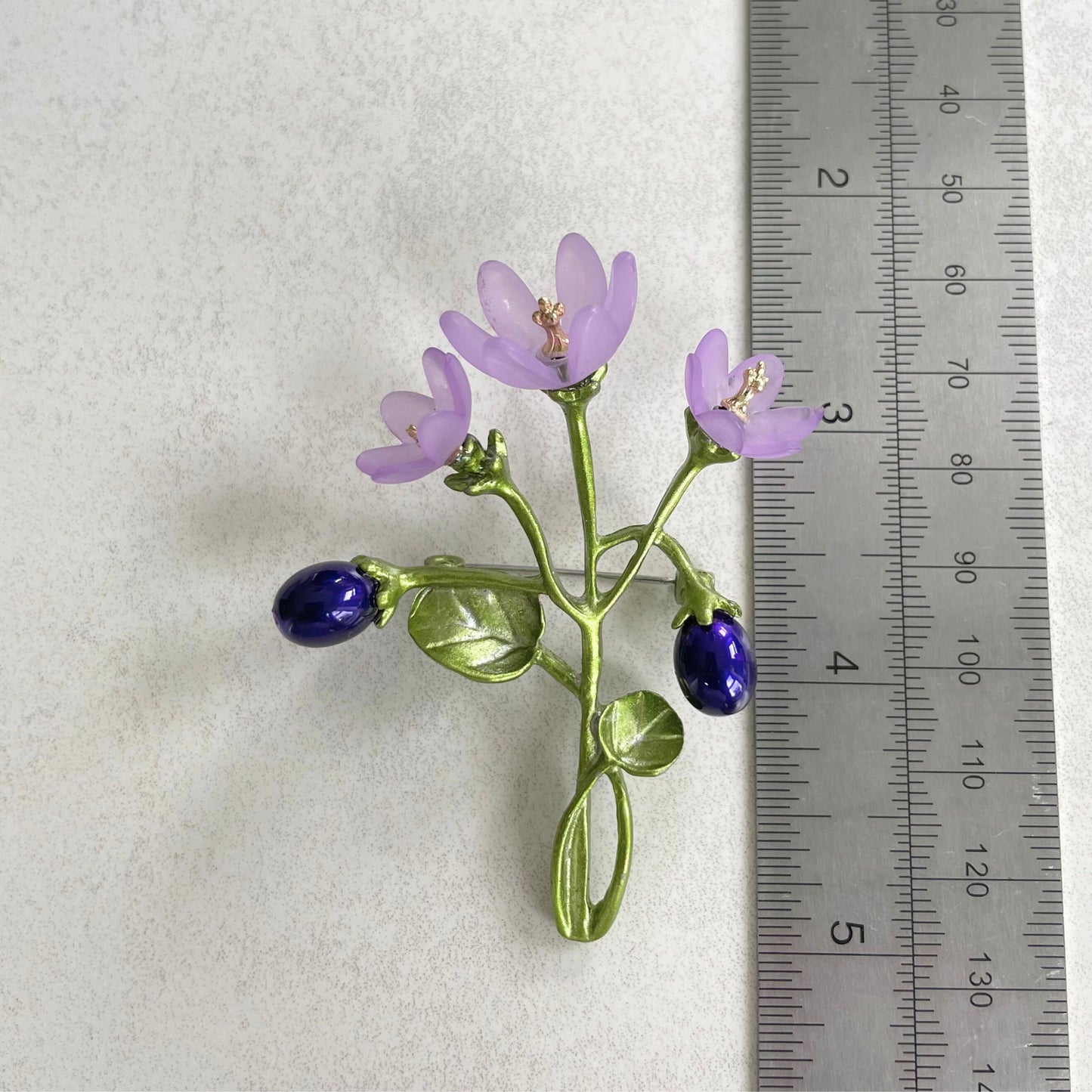 Purple violet flower pin brooch