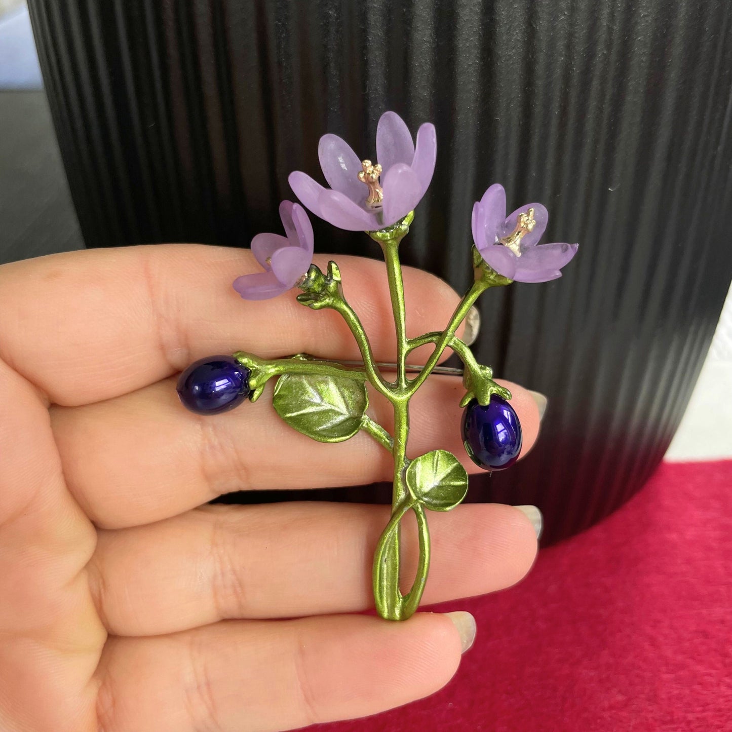 Purple violet flower pin brooch