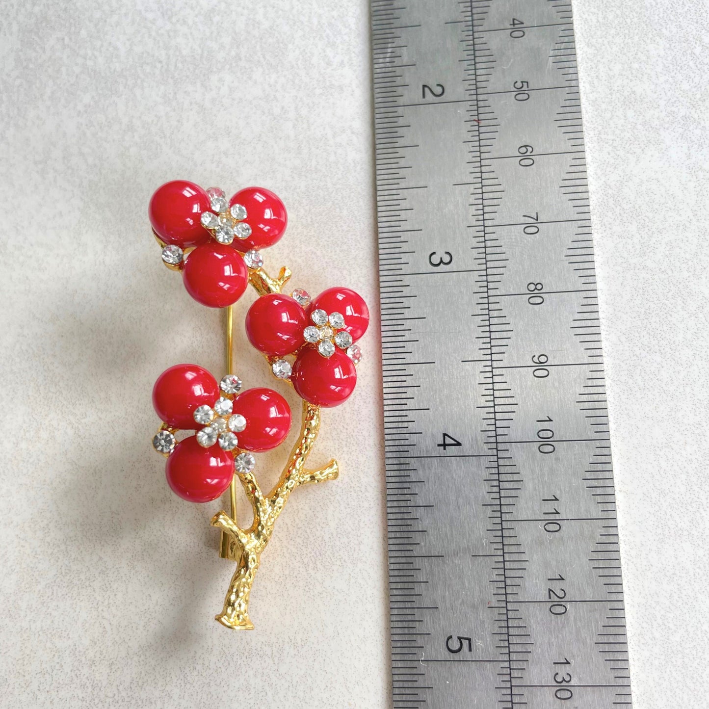 Charming red flower tree branch gold pin brooch