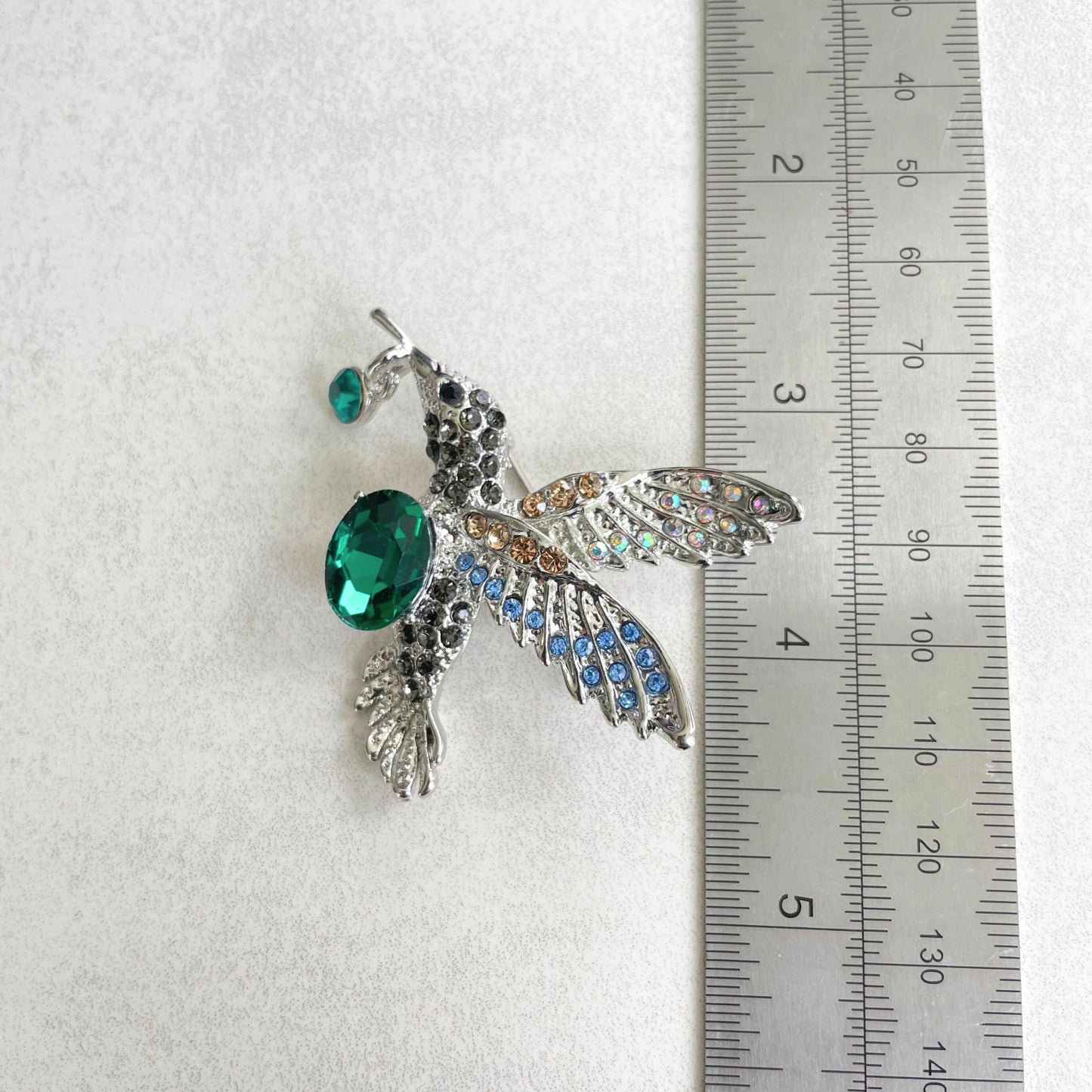 Green emerald Hummingbird silver pin brooch