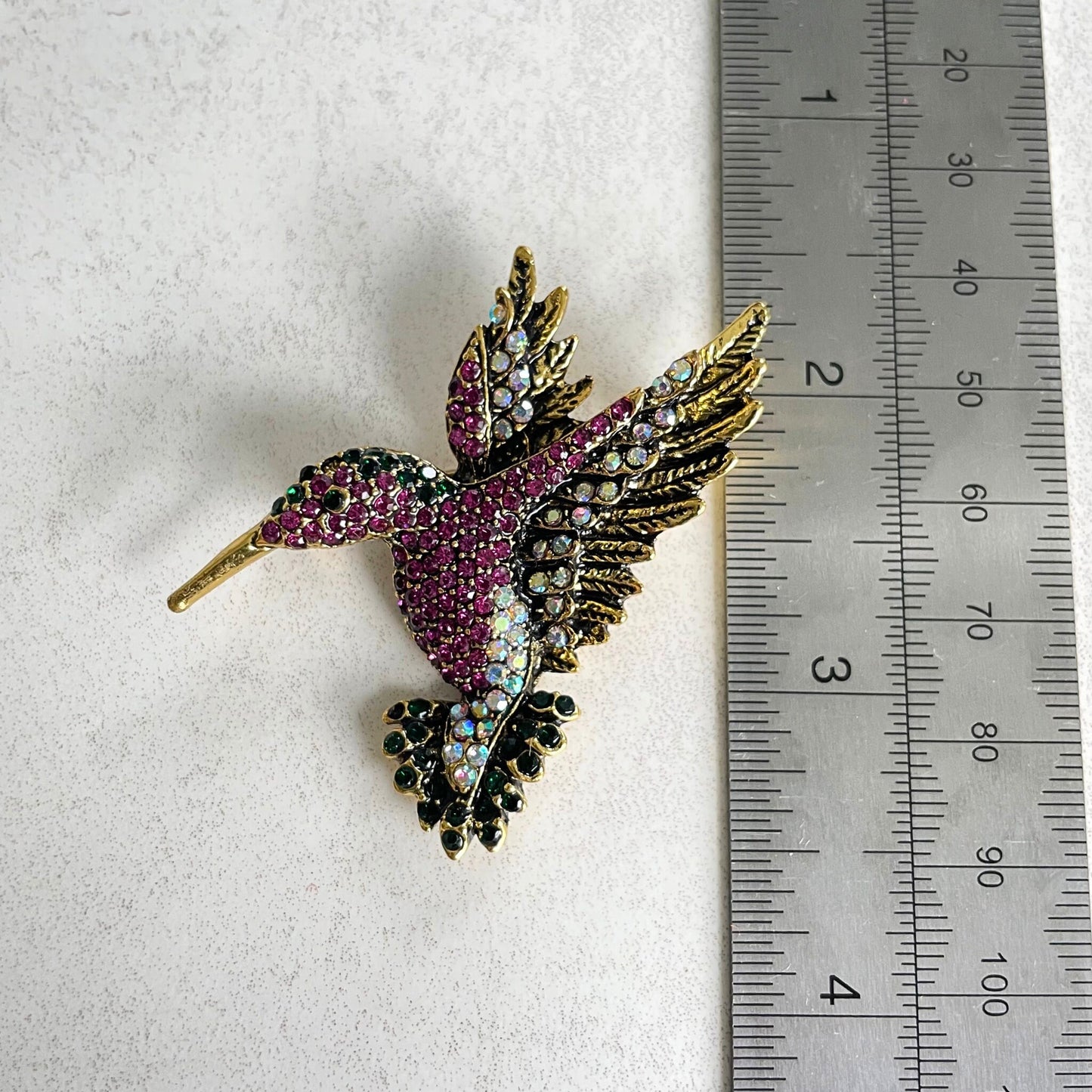 Vintage style pink and green hummingbird gold pin brooch