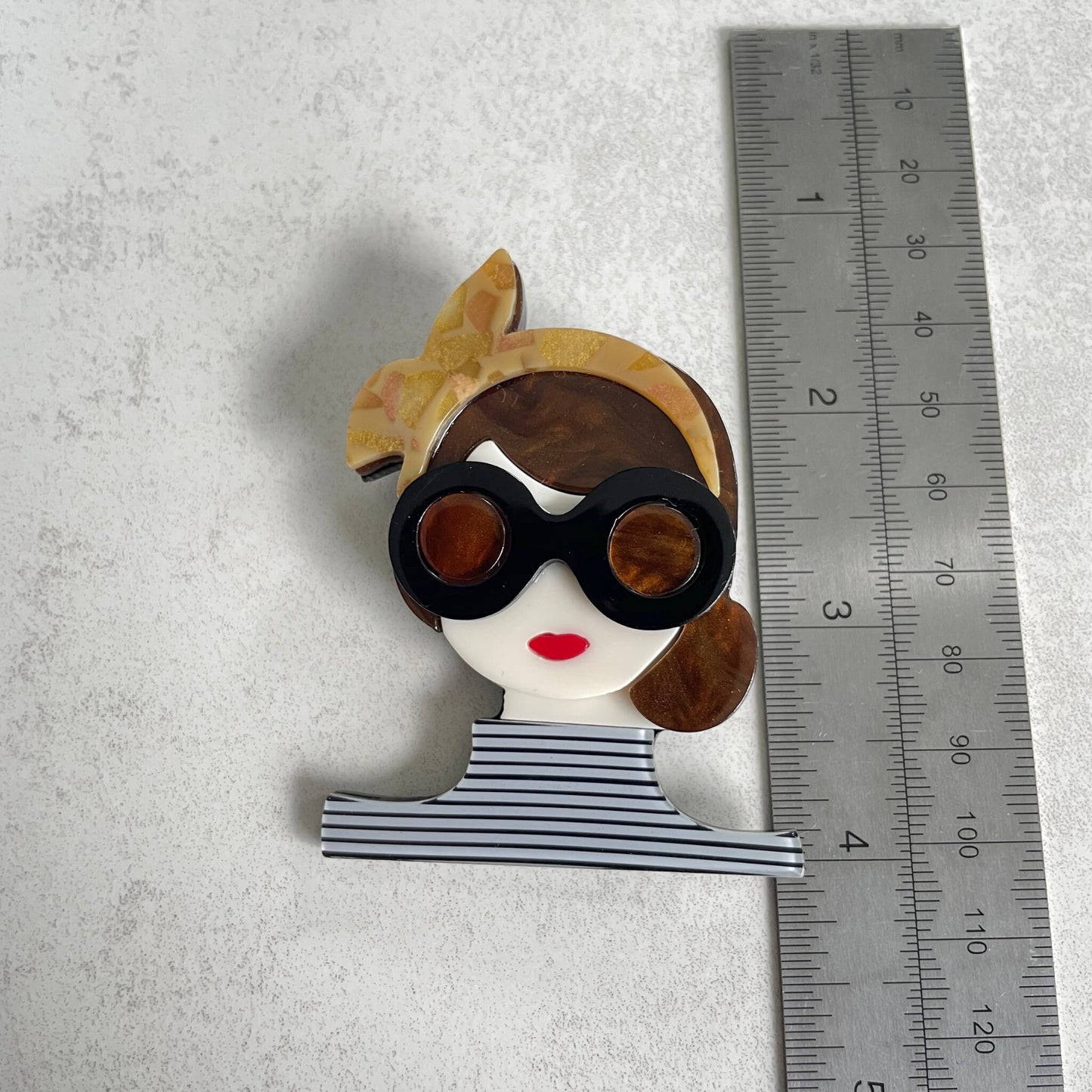 Art Deco lady with brown headscarf acrylic pin brooch