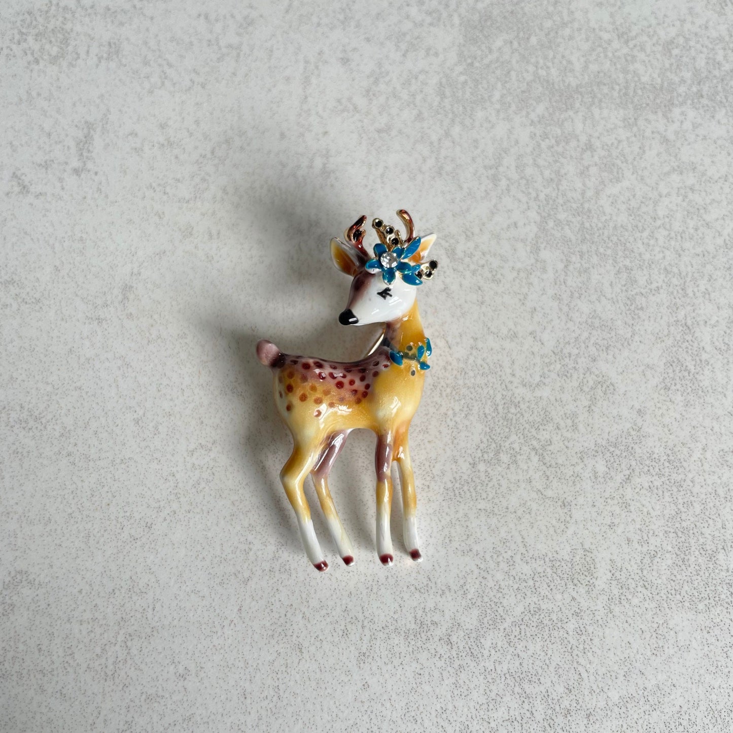 Cute enamel reindeer blue flower gold pin brooch