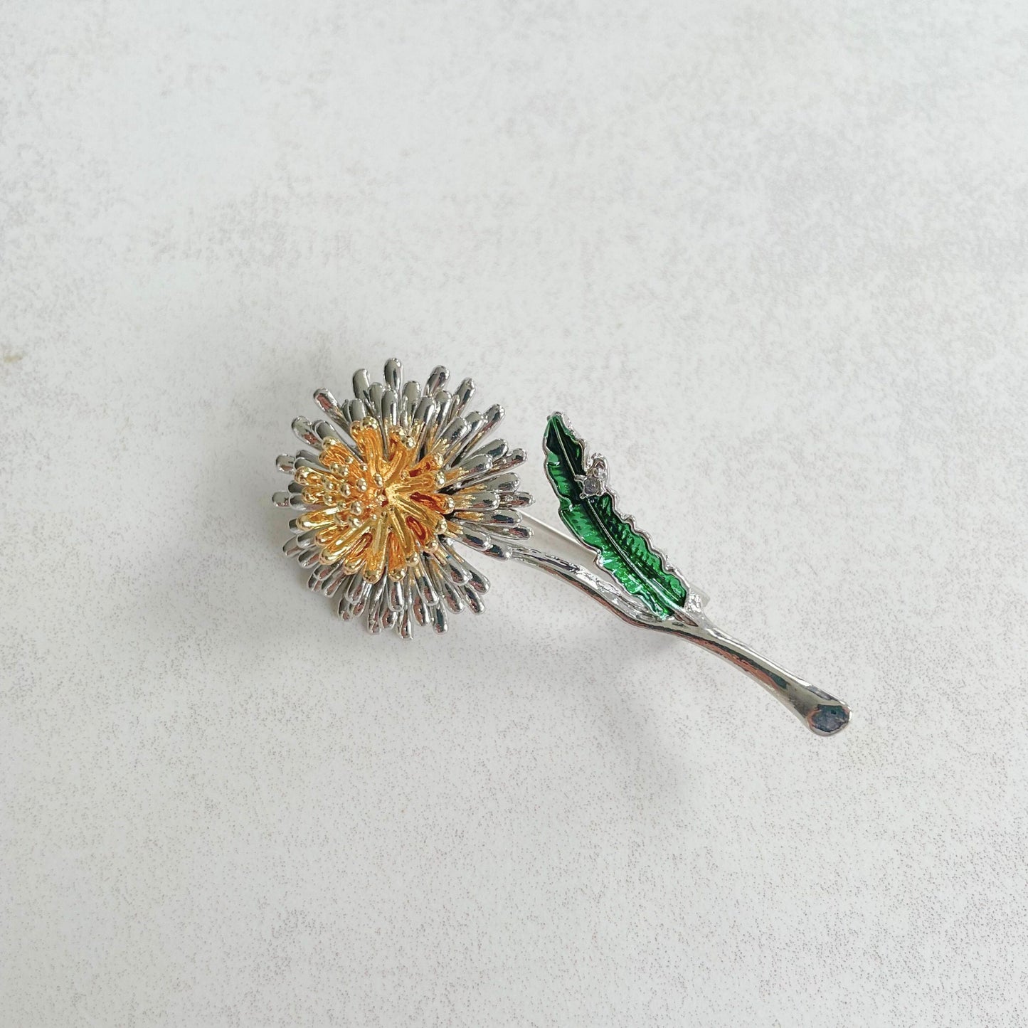 Dandelion flower silver pin brooch