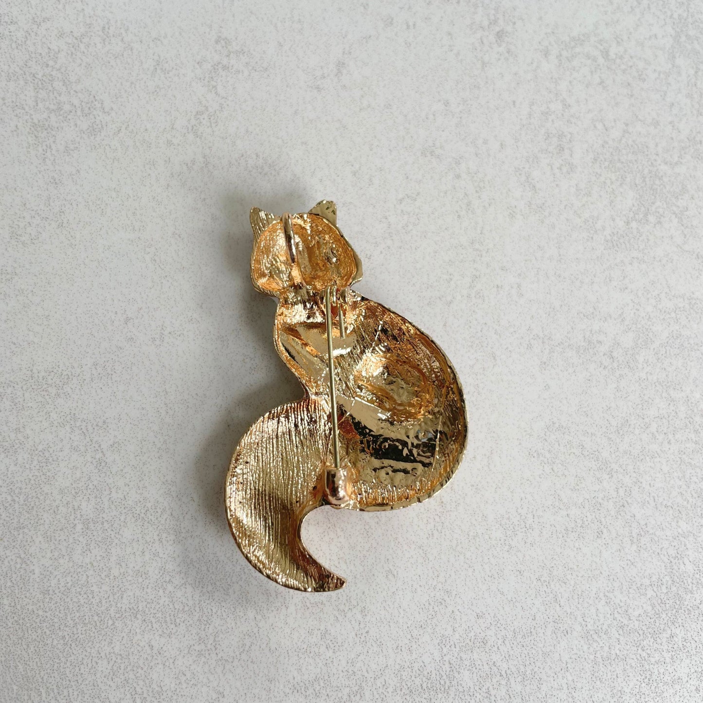 Vintage style brown crystal fox gold pin brooch