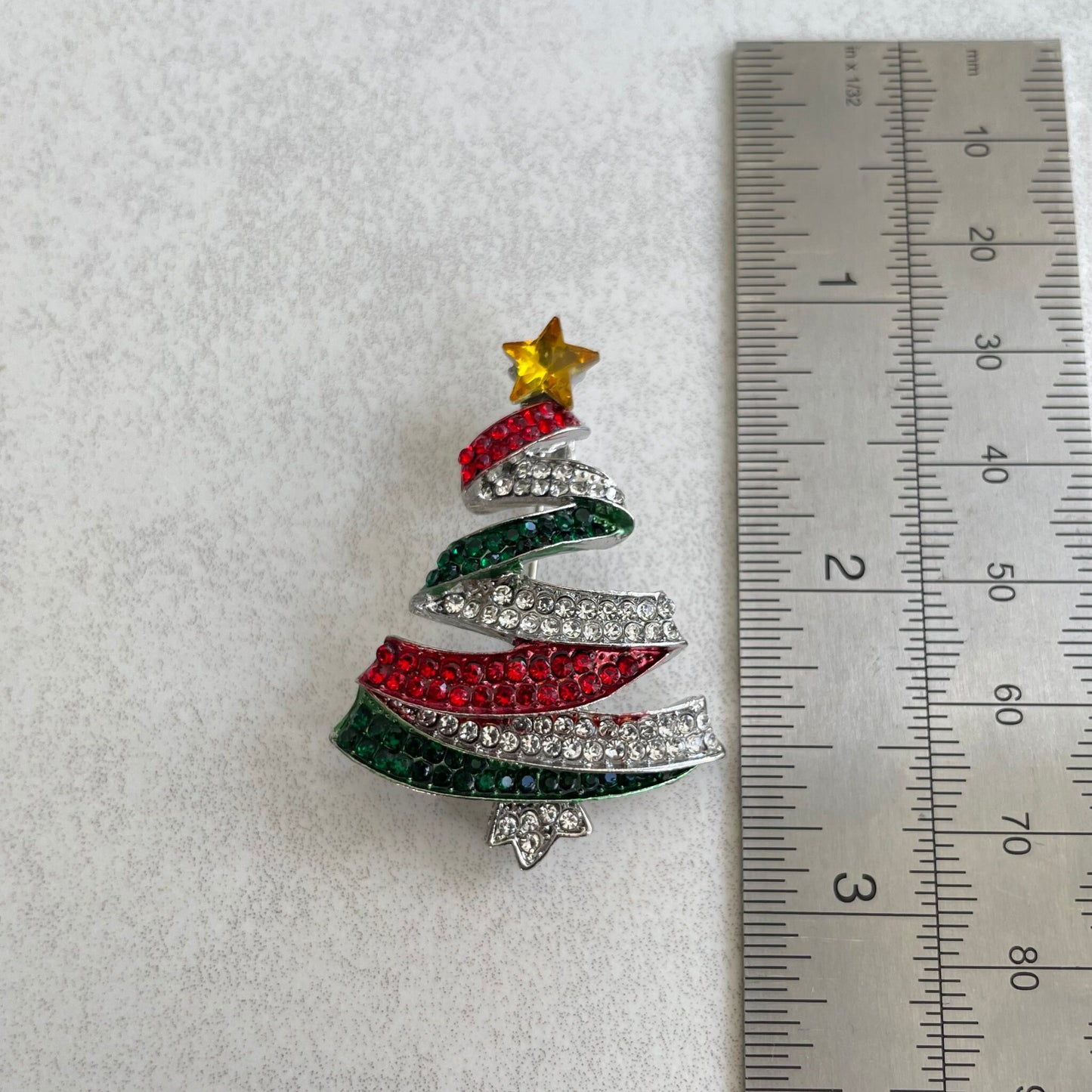 Dainty crystal Xmas tree silver pin brooch