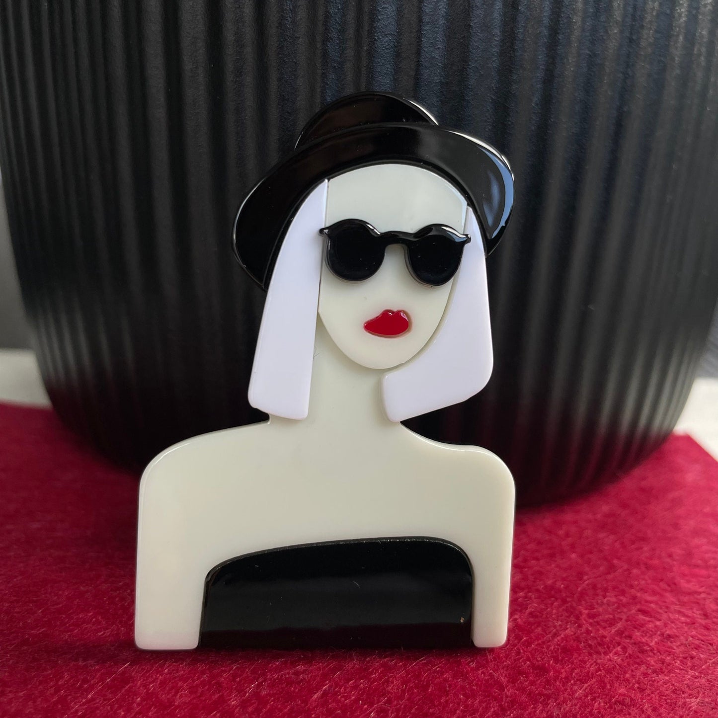 Art Deco modern lady with sunglasses and black har acrylic pin brooch