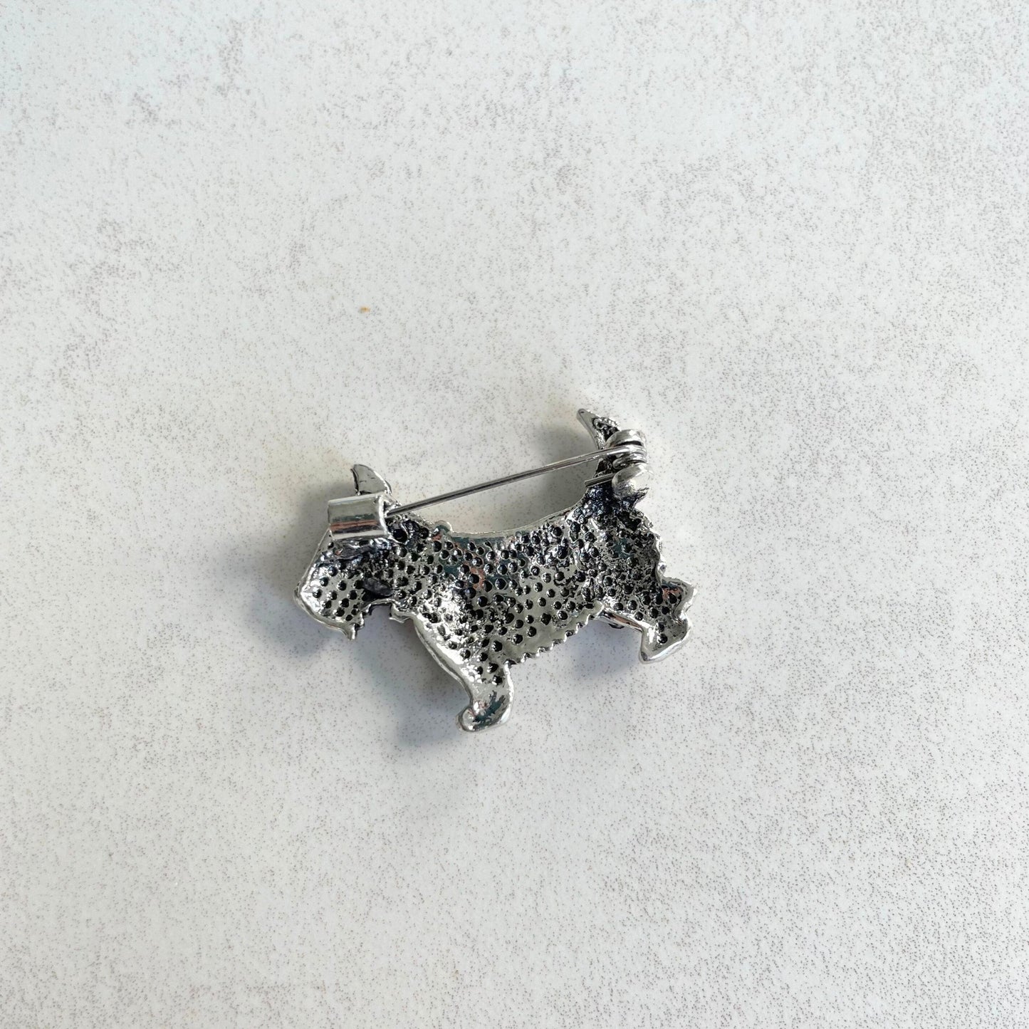 Charming little West terrier dog sapphire silver pin brooch