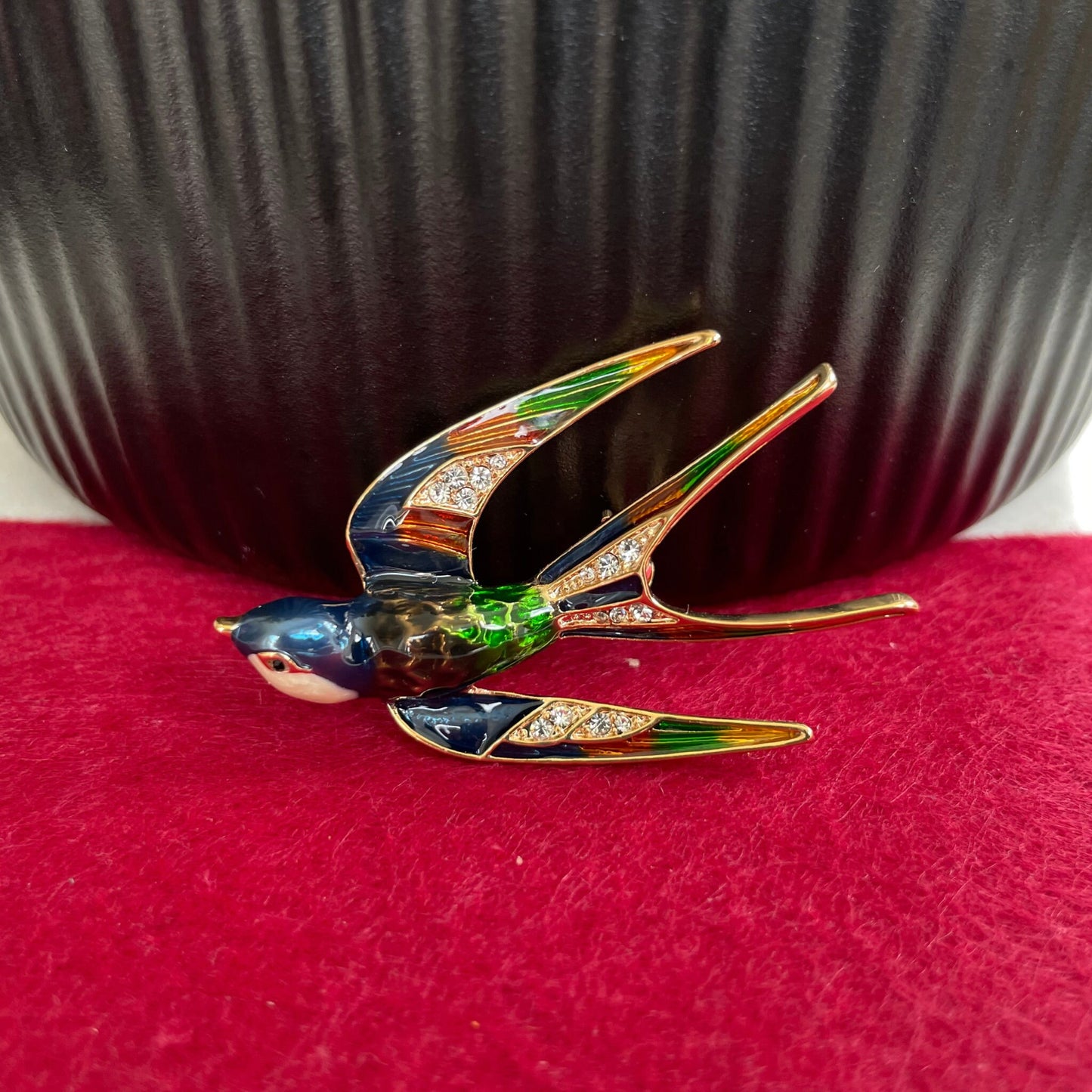 Colourful enamel swallow gold pin brooch