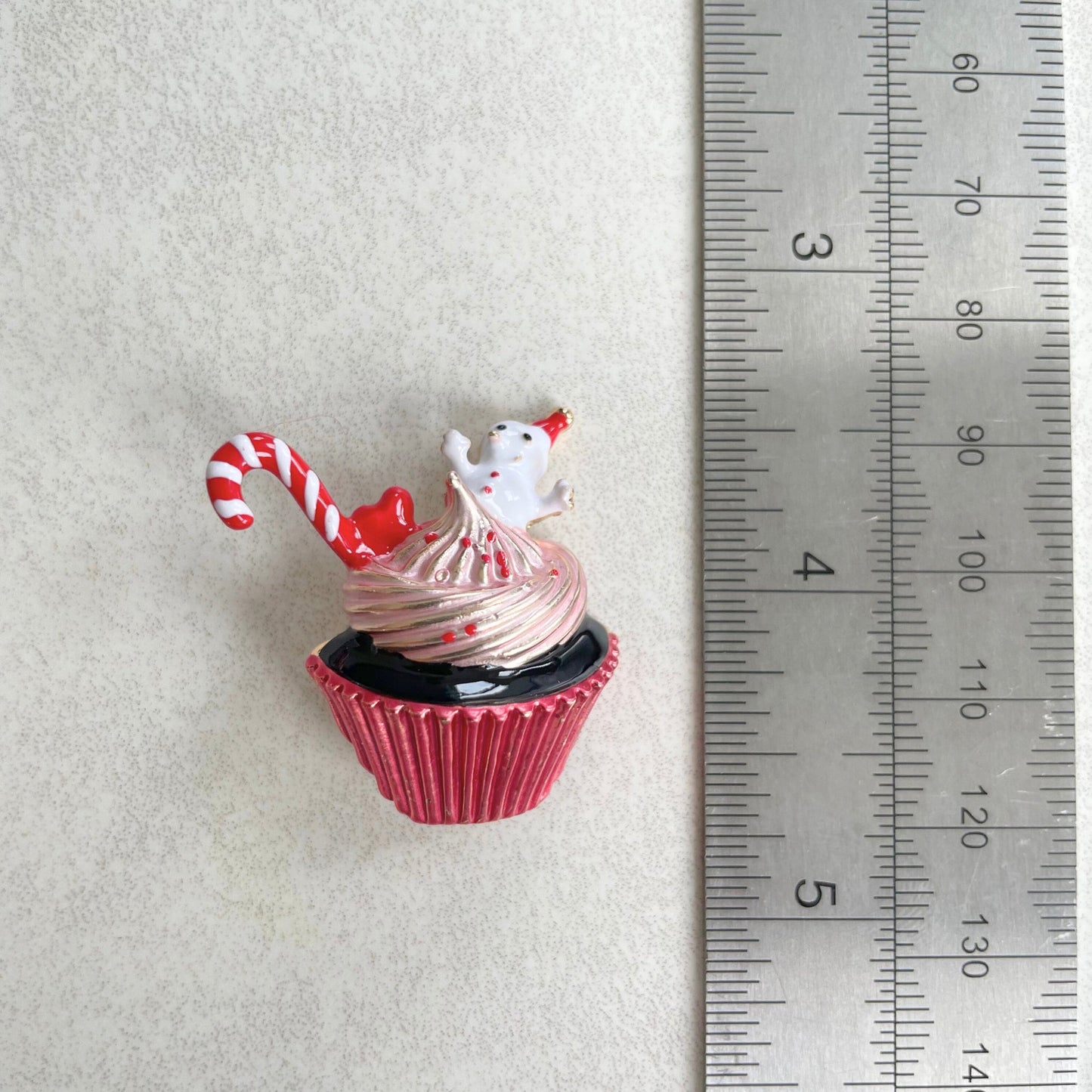 Charming cupcake snowman pink pin brooch