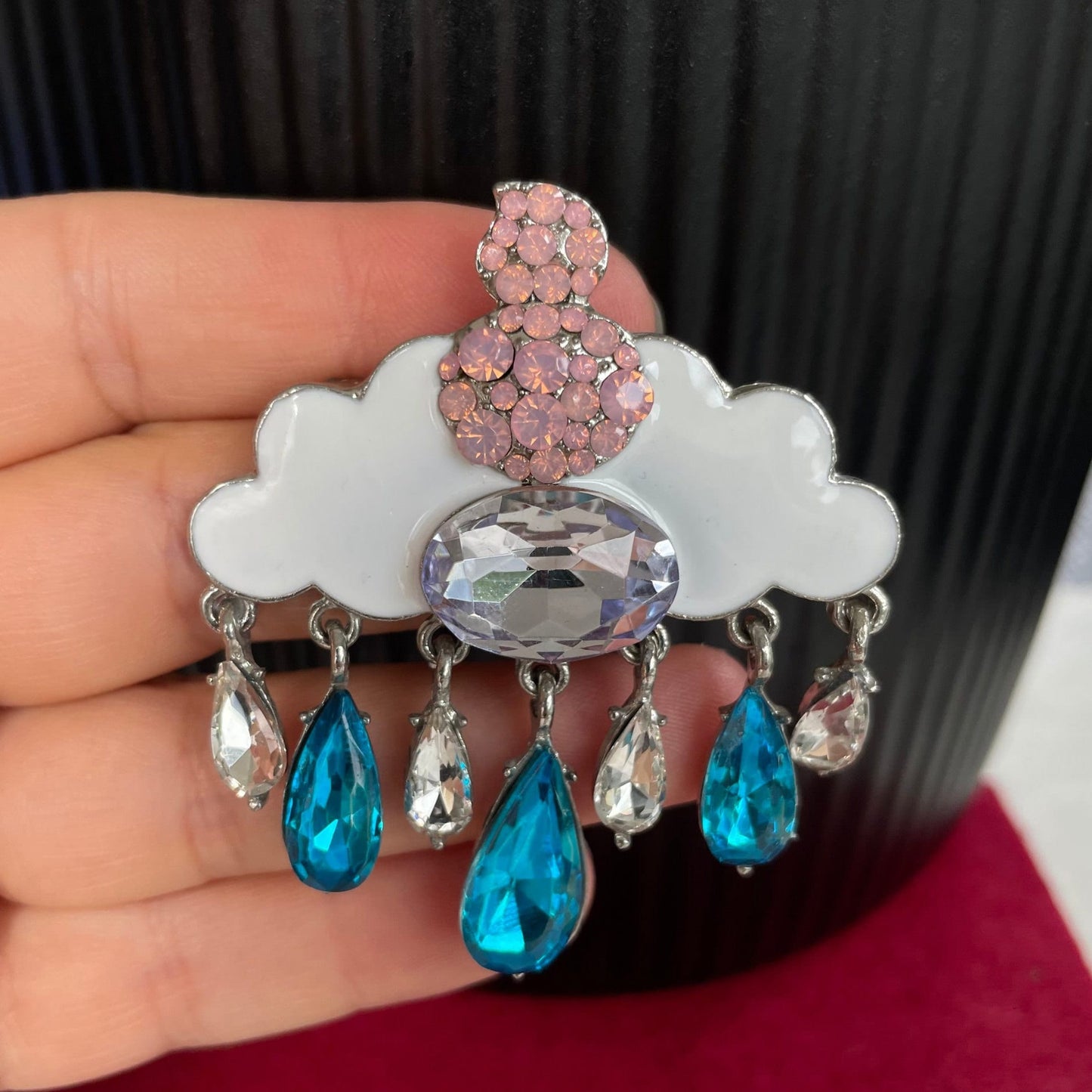 Charming white enamel cloud blue rain drops silver pin brooch