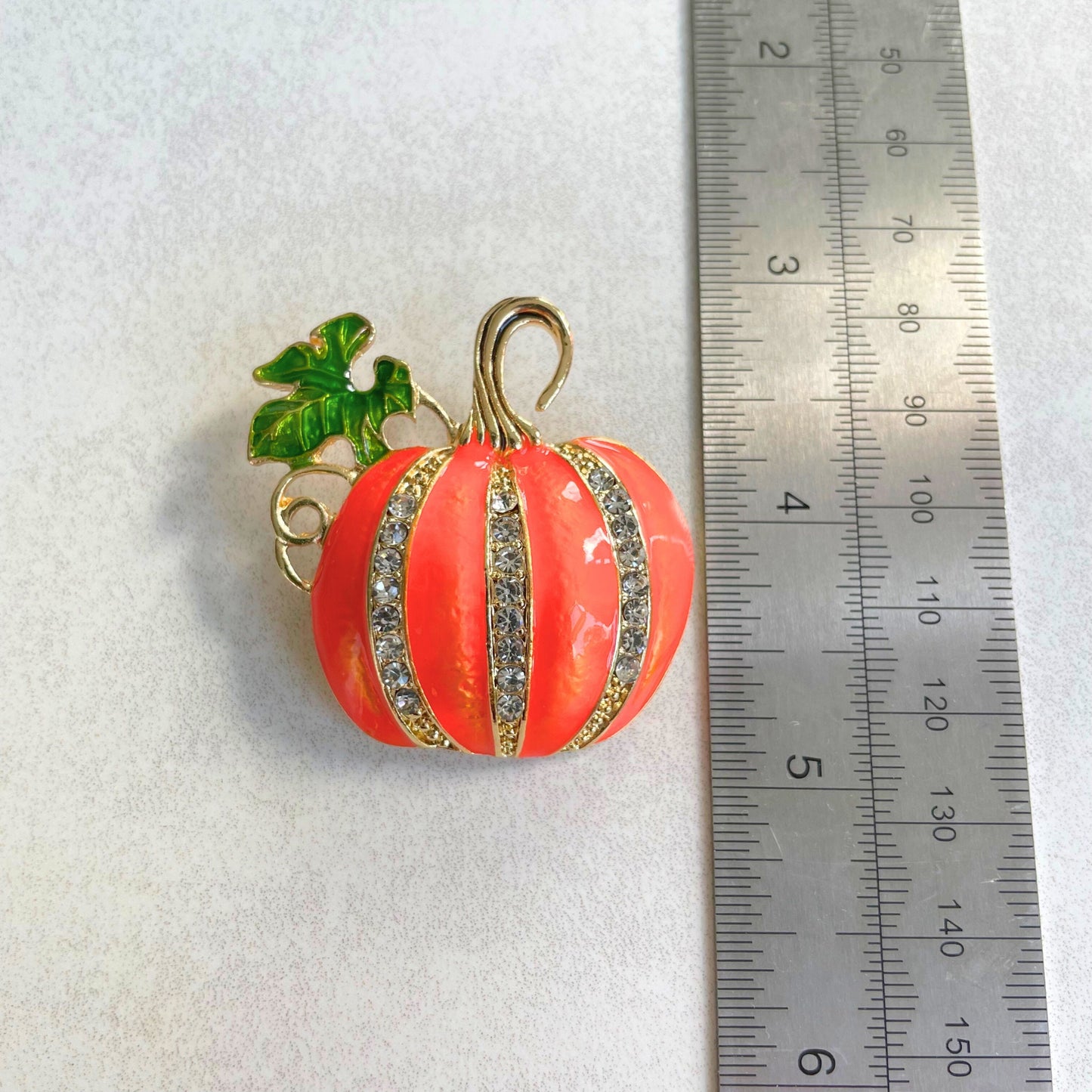 Retro Pumpkin Brooch