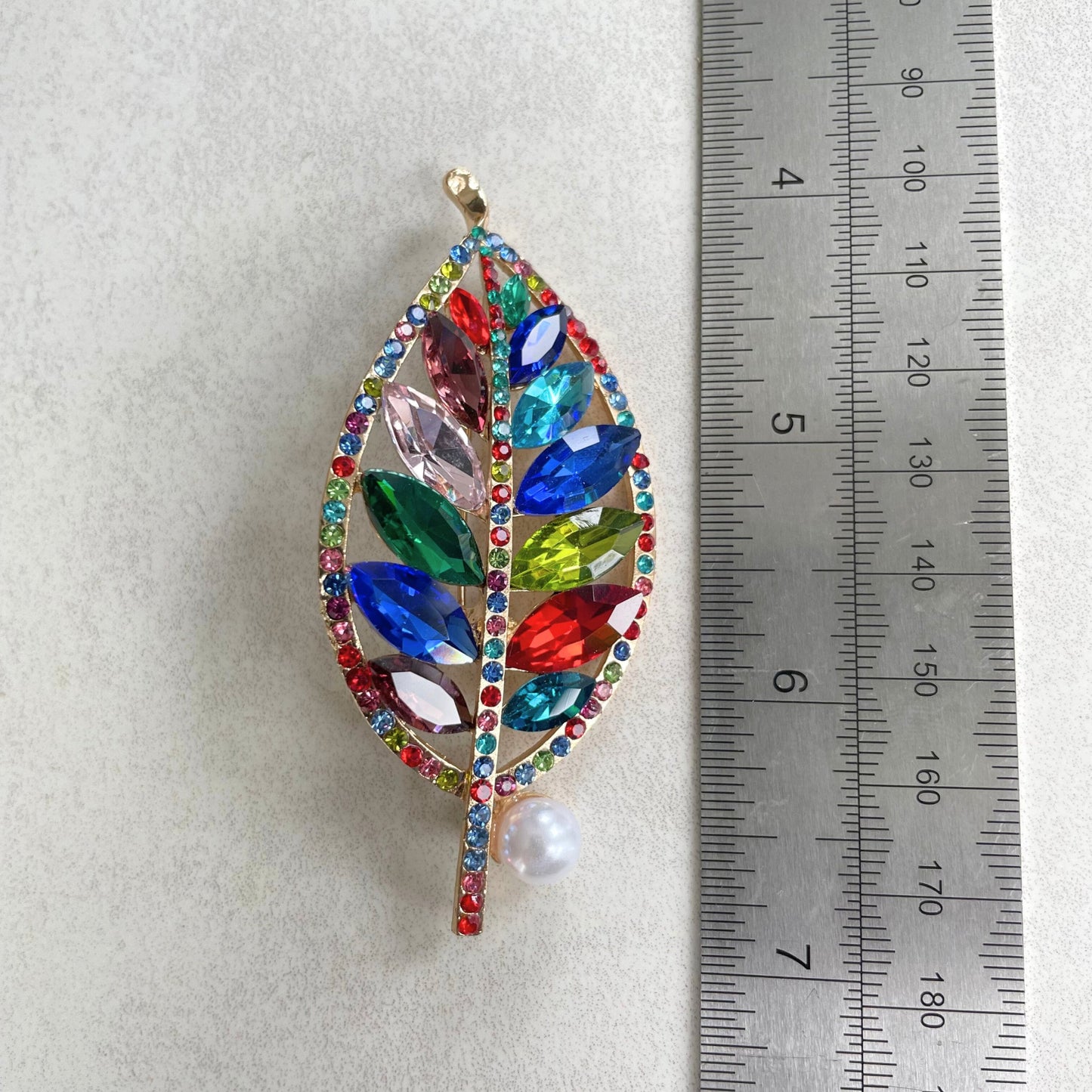 Vintage Style multicolour leaf crystal gold pin brooch