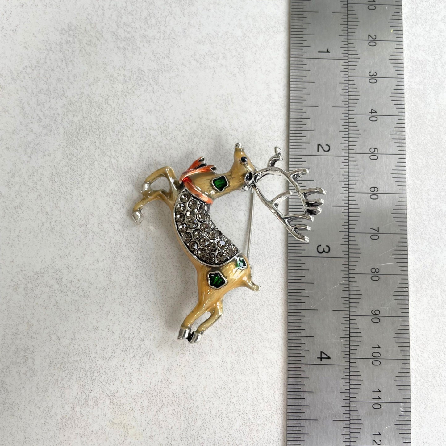 Charming reindeer silver pin brooch