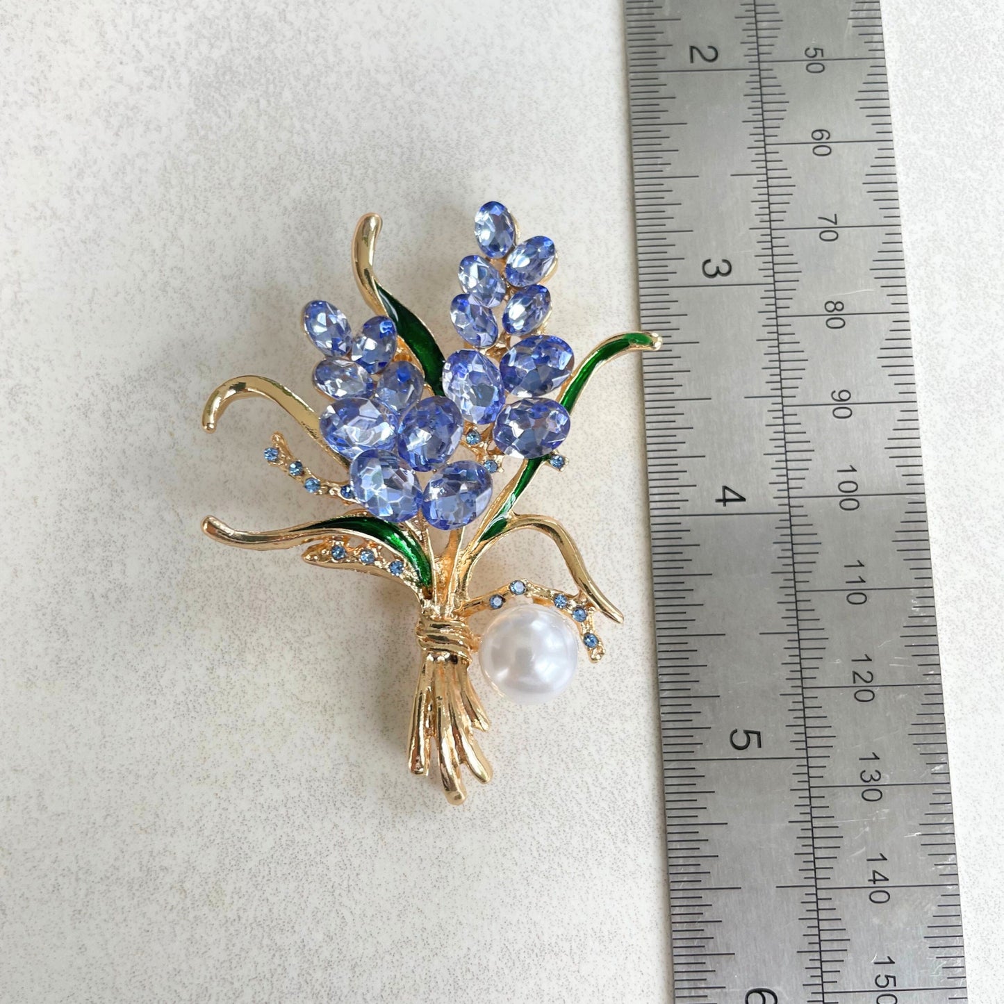 Delicate wheat flower blue crystal pearl gold pin brooch