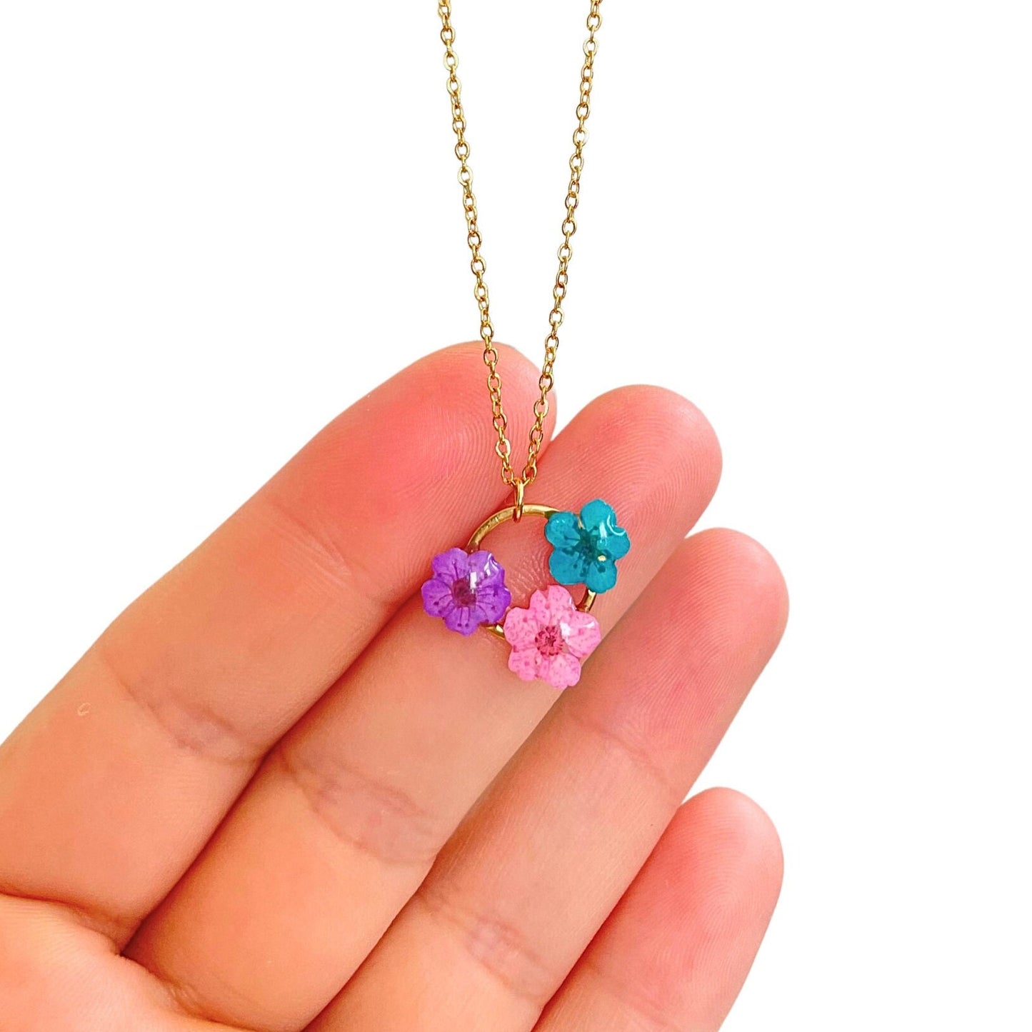 Colourful Flower Circle Pendant Necklace