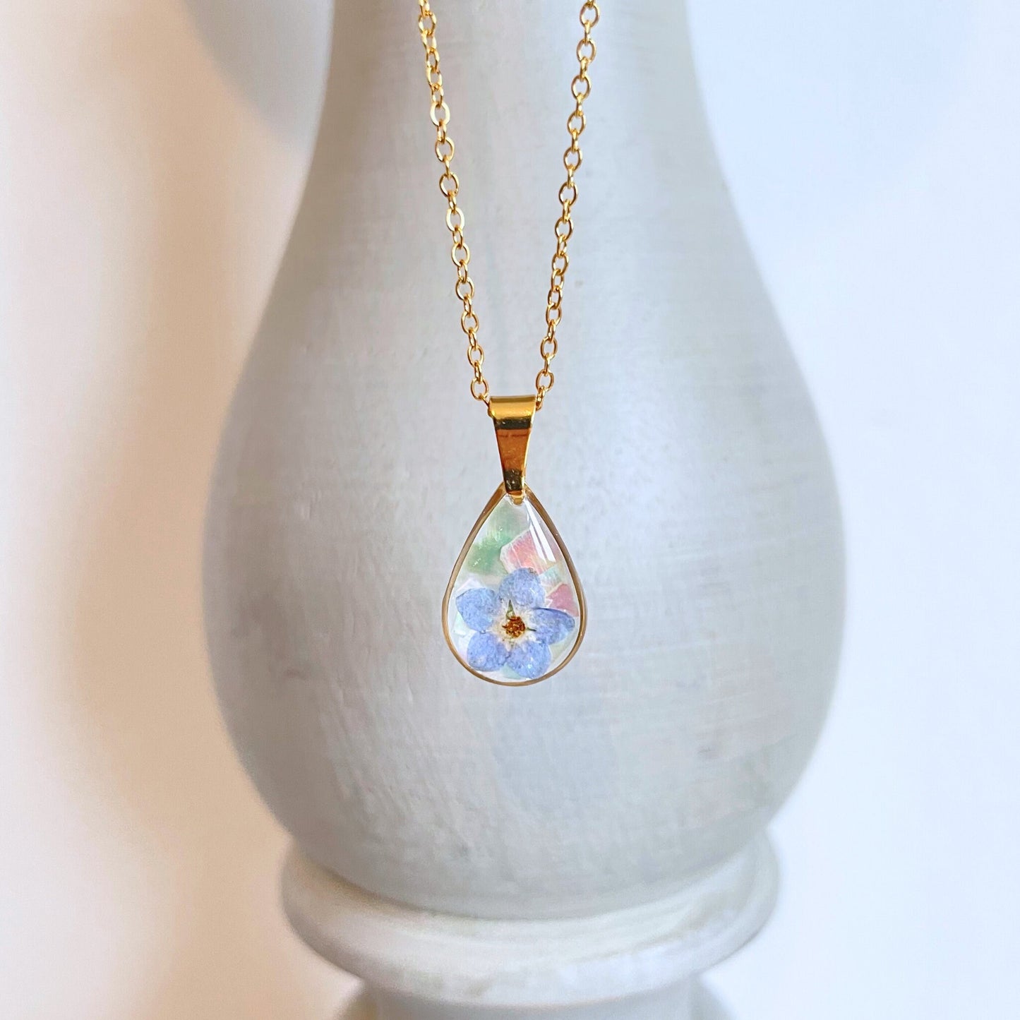 Forget Me Not Flower Teardrop Pendant Necklace