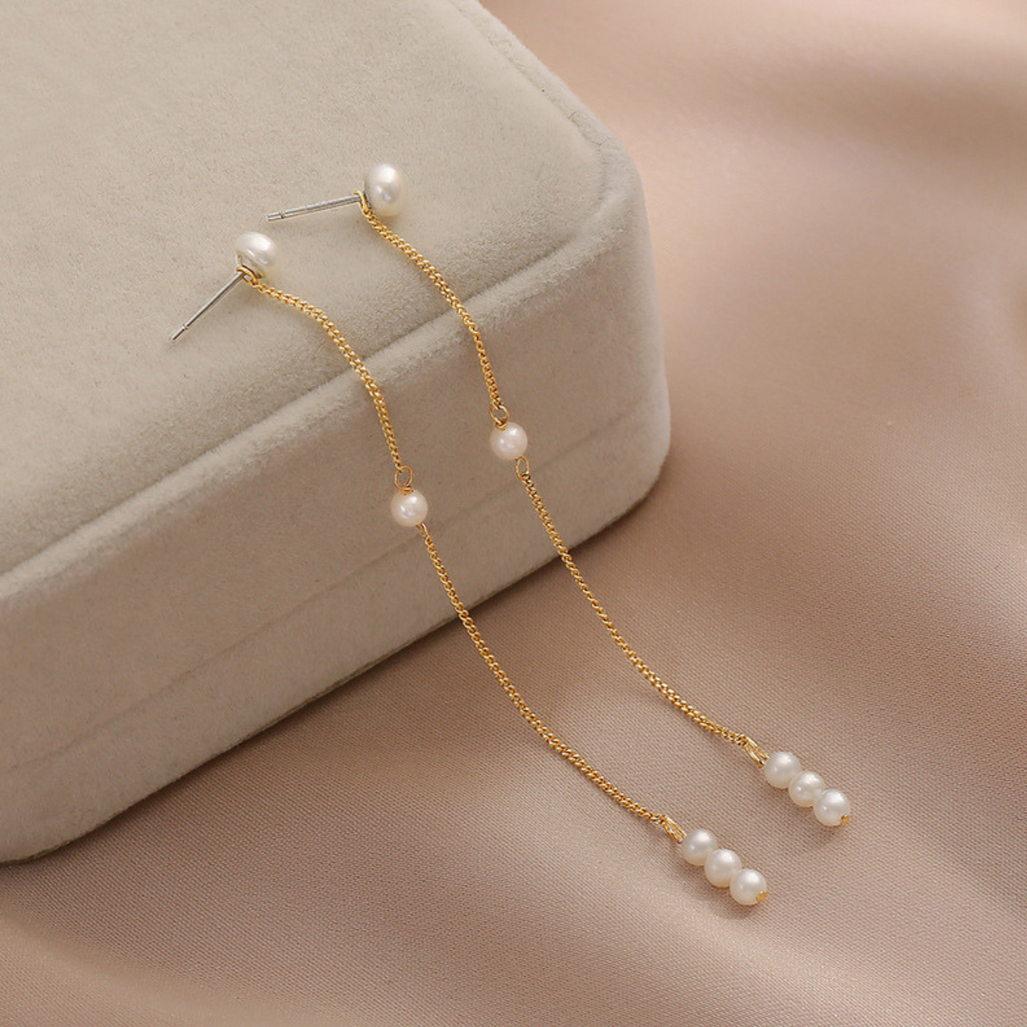 Dainty Long Chain Pearls Drop Earrings